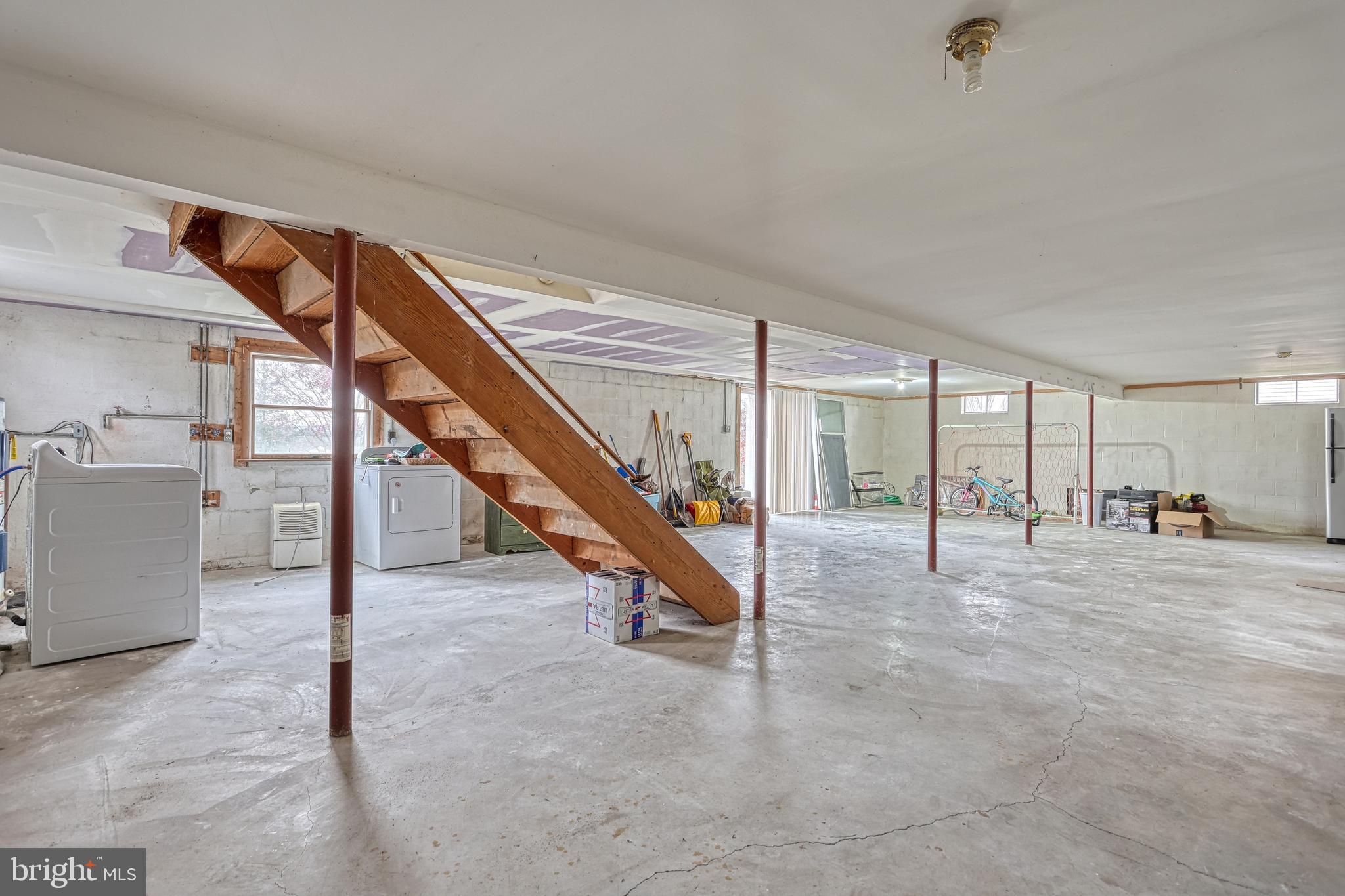 LAKE MEADE - Residential