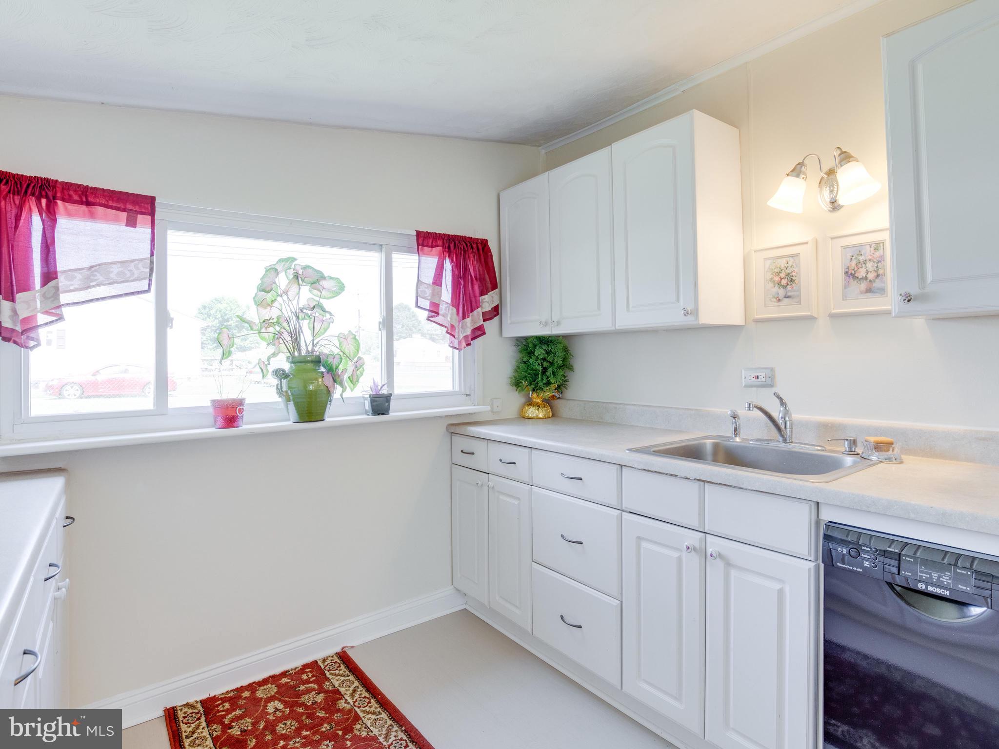 SHORELAND - Residential