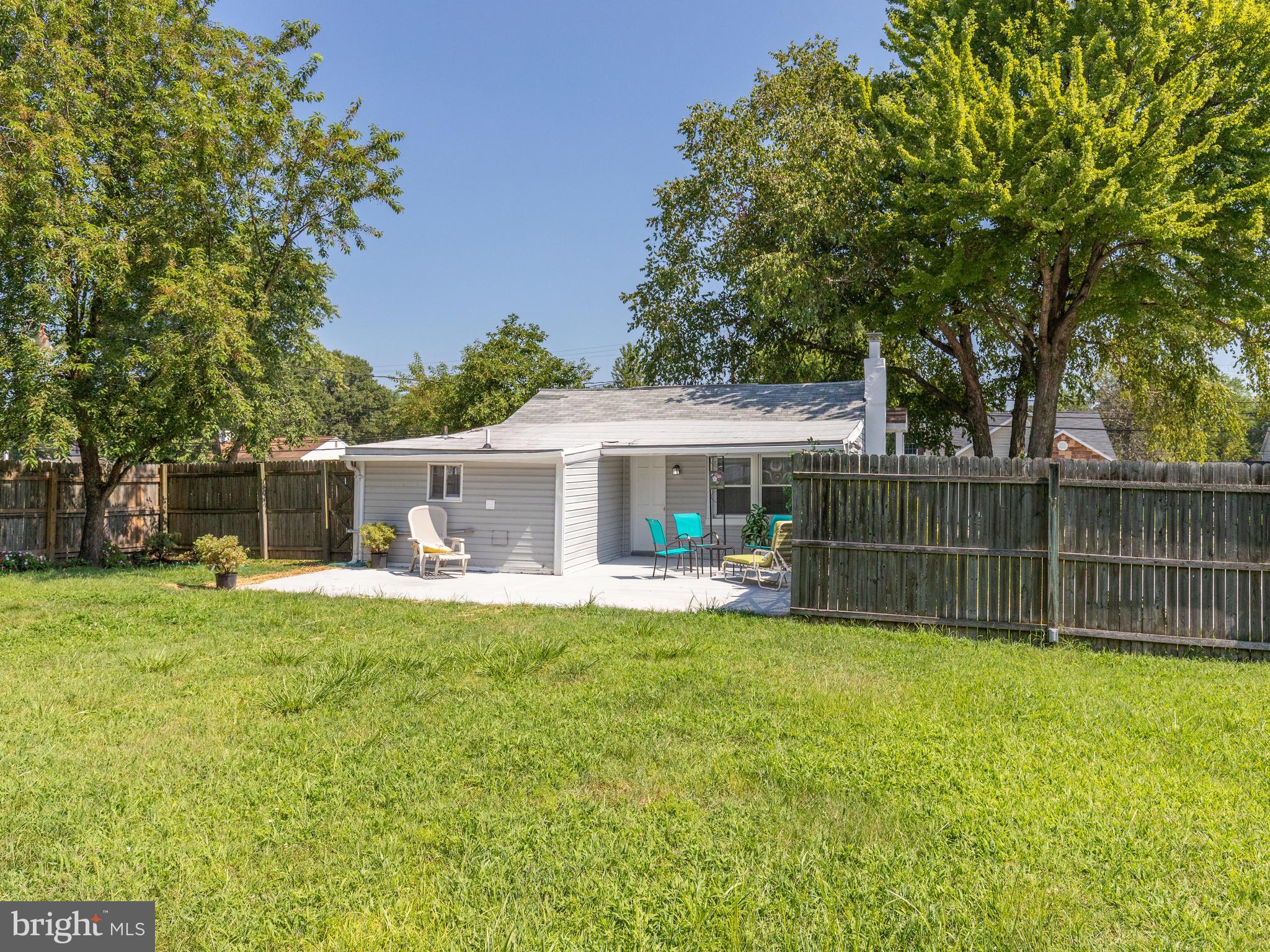 SHORELAND - Residential