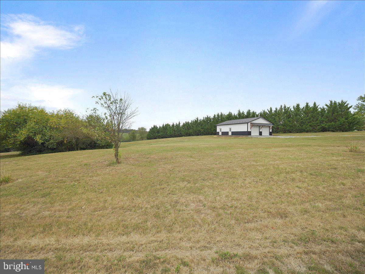 WHISKEY RUN ESTATES - Land