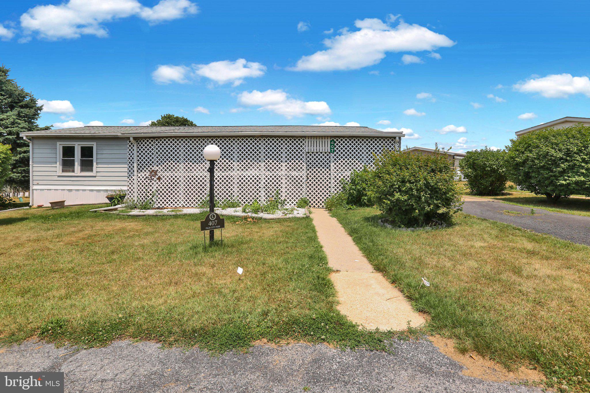 PALM CITY PARK - Residential