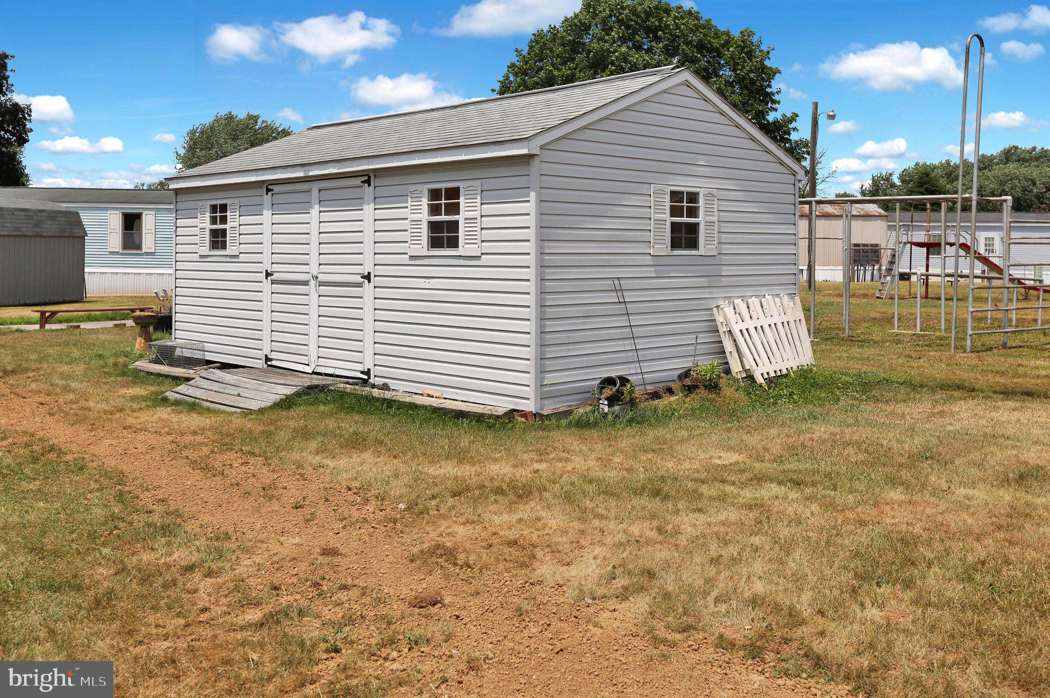 PALM CITY PARK - Residential