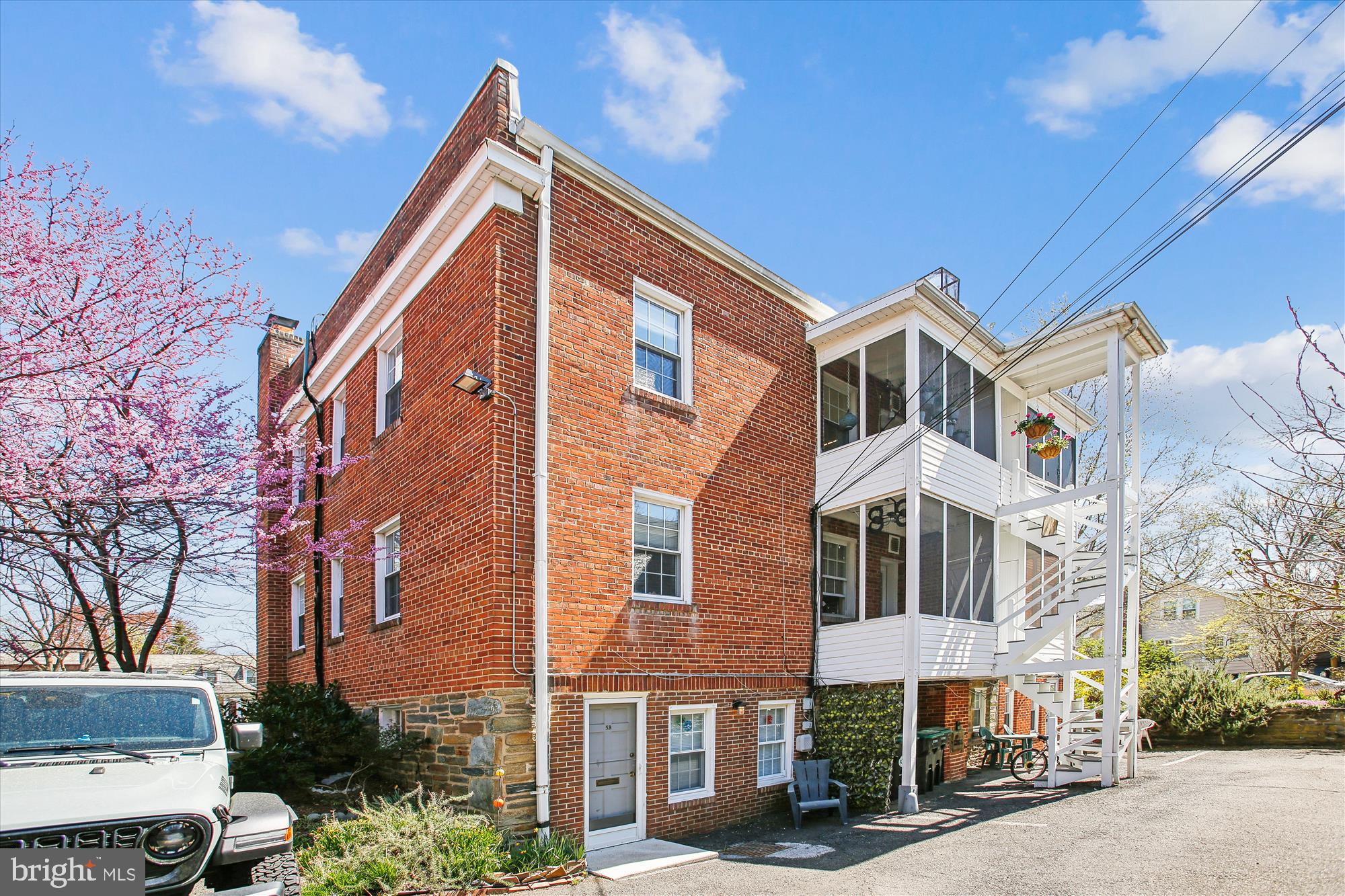 ROSEMONT - Residential