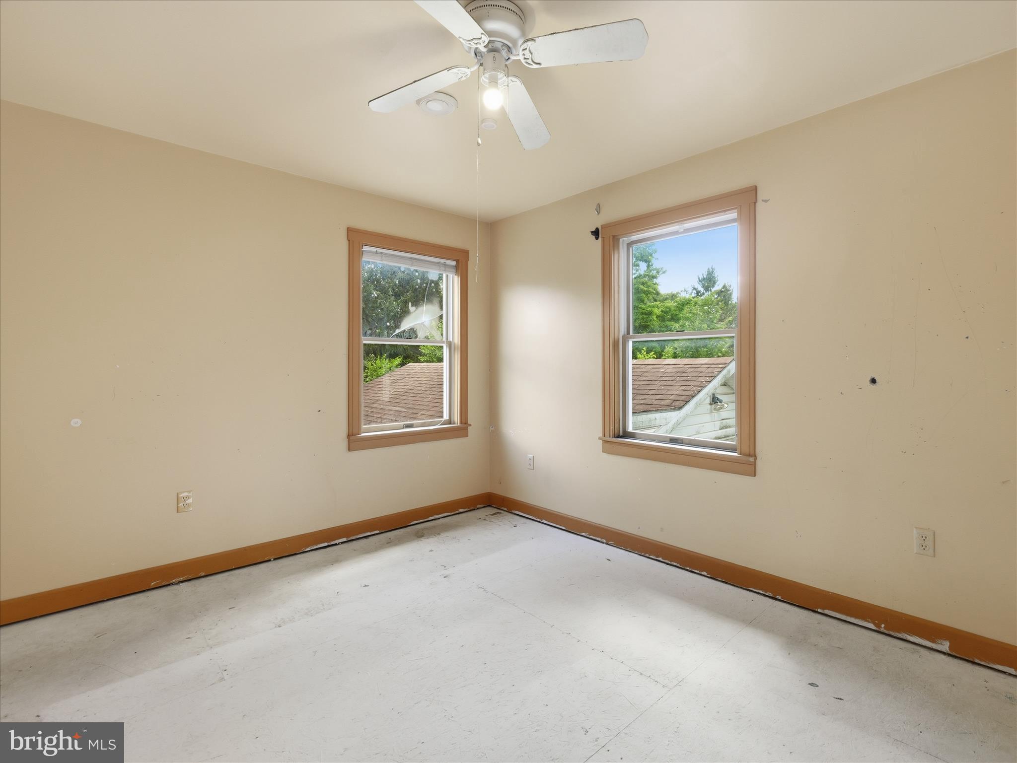 WAGAMANS GLENN - Residential