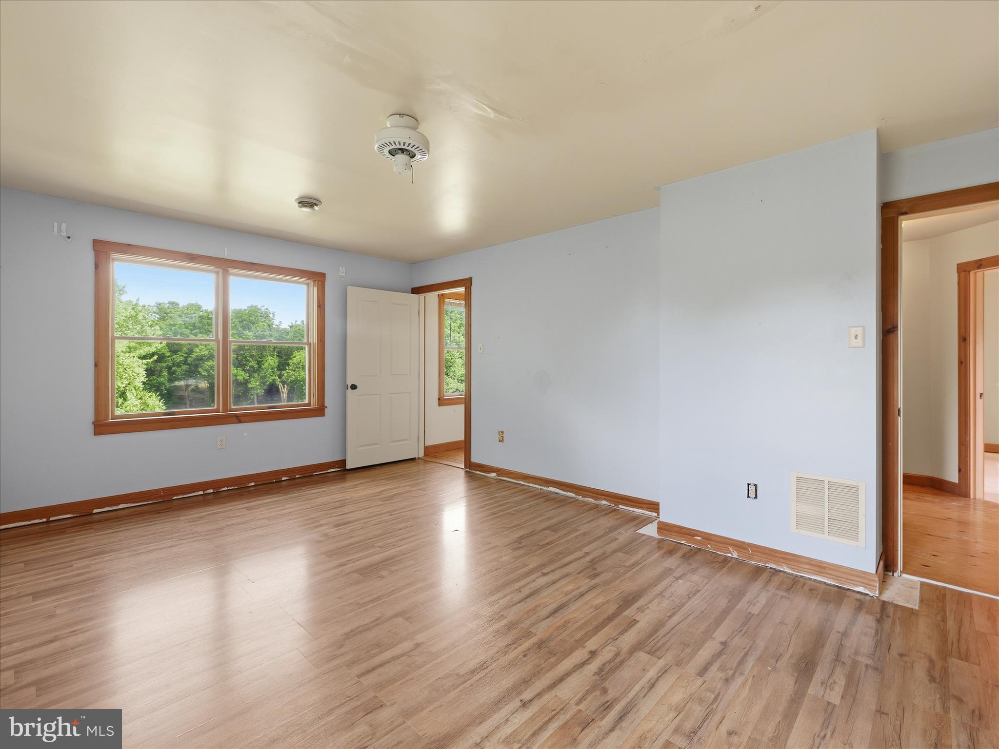 WAGAMANS GLENN - Residential