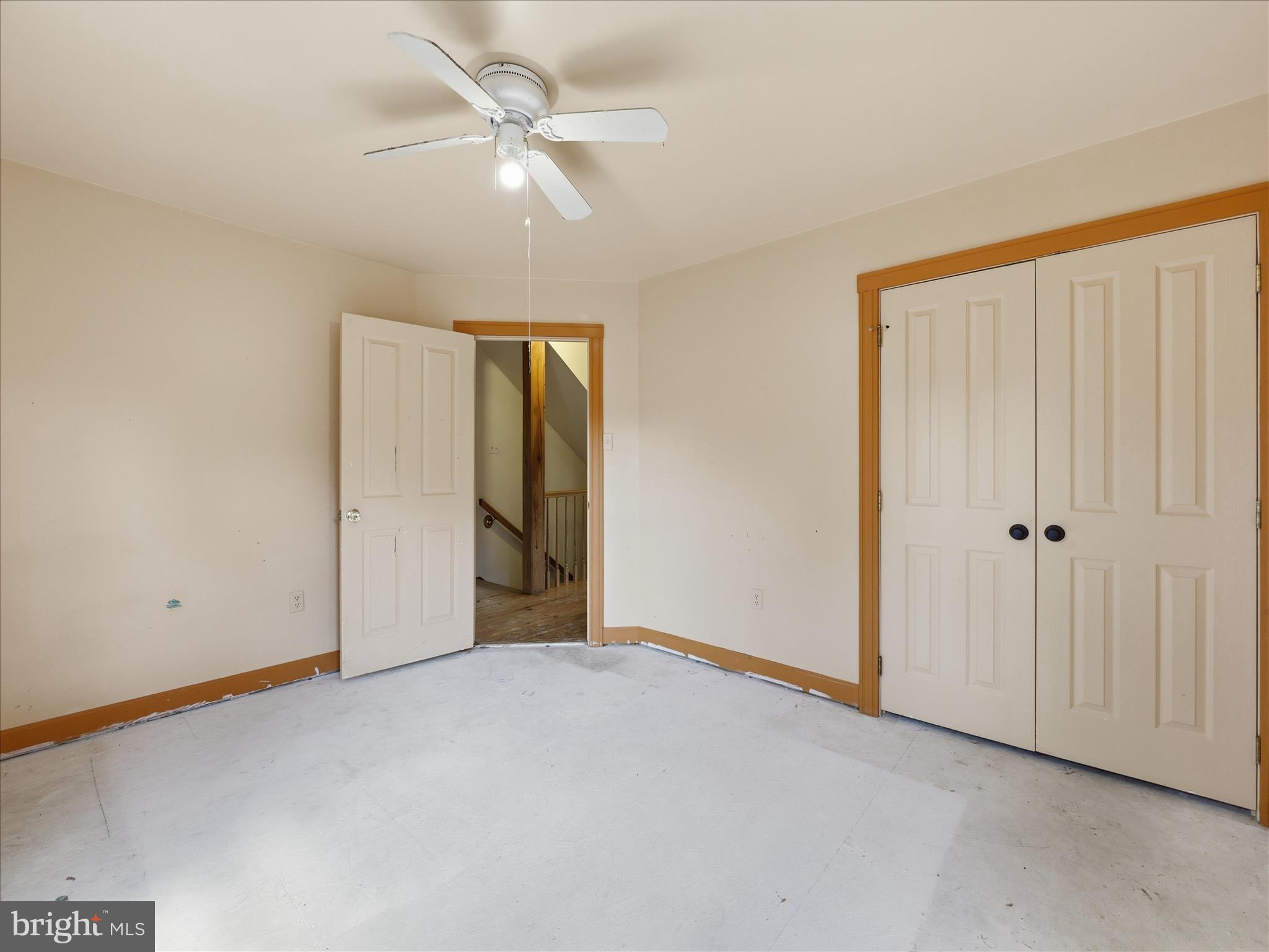 WAGAMANS GLENN - Residential
