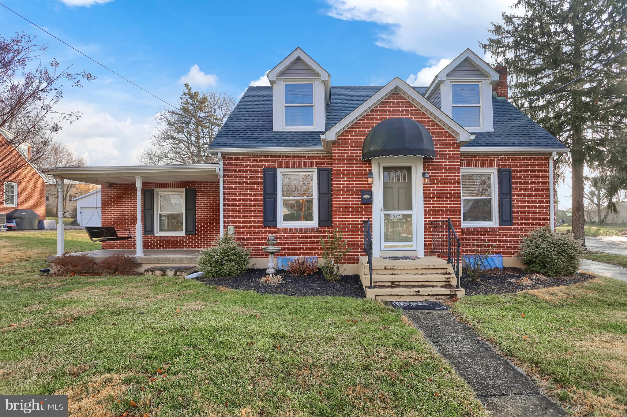 Lovely 2 bedroom all brick Cape Cod in the borough of Carlisle! Home features updated eat-in kitchenwith corian counters, huge living room w/ hardwood floors and features beautiful corner (propane) gasfireplace, formal dining with wood floors, 2 large bedrooms w/ceiling fans, 1.5 bathrooms, basementwith ample storage, utility sink and new washer/dryer, heat pump installed in 2017. This home showspride of ownership and is ready for a new owner. HMS warranty included with acceptable offer. Don tmiss it!