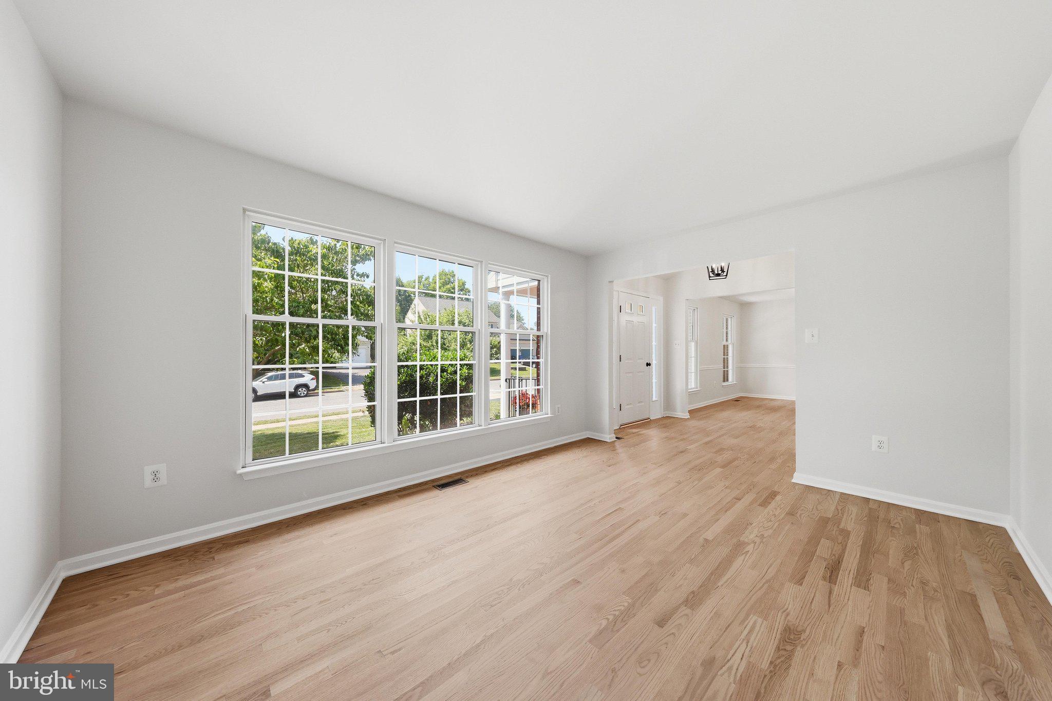 NORTH CROSSING - Residential