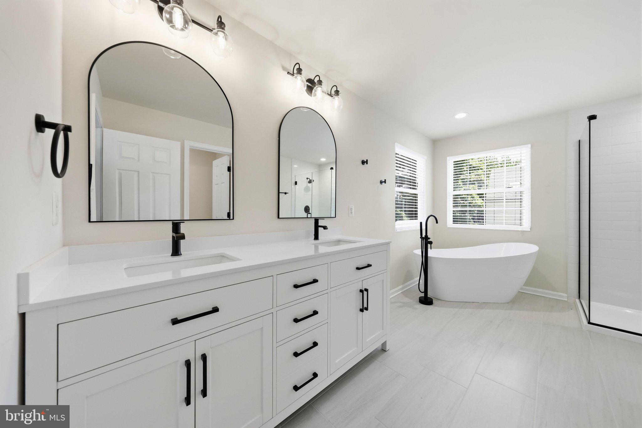 NORTH CROSSING - Residential