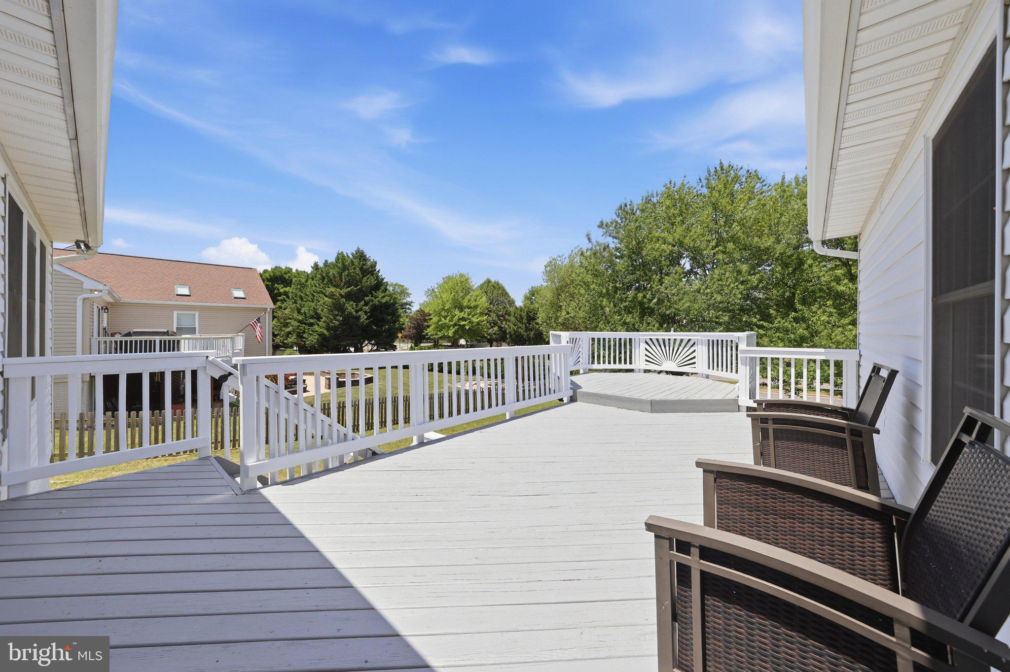 NORTH CROSSING - Residential