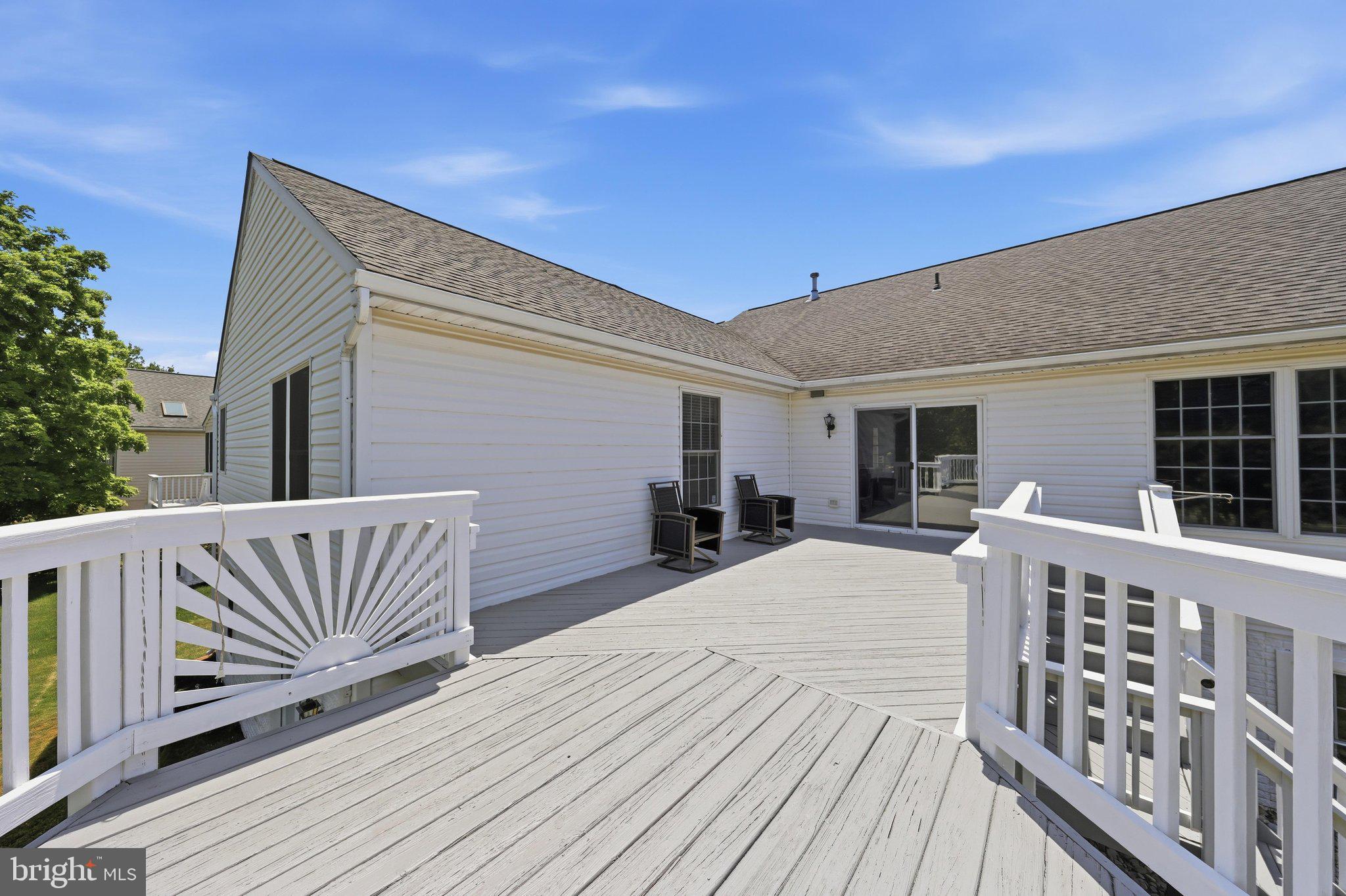 NORTH CROSSING - Residential