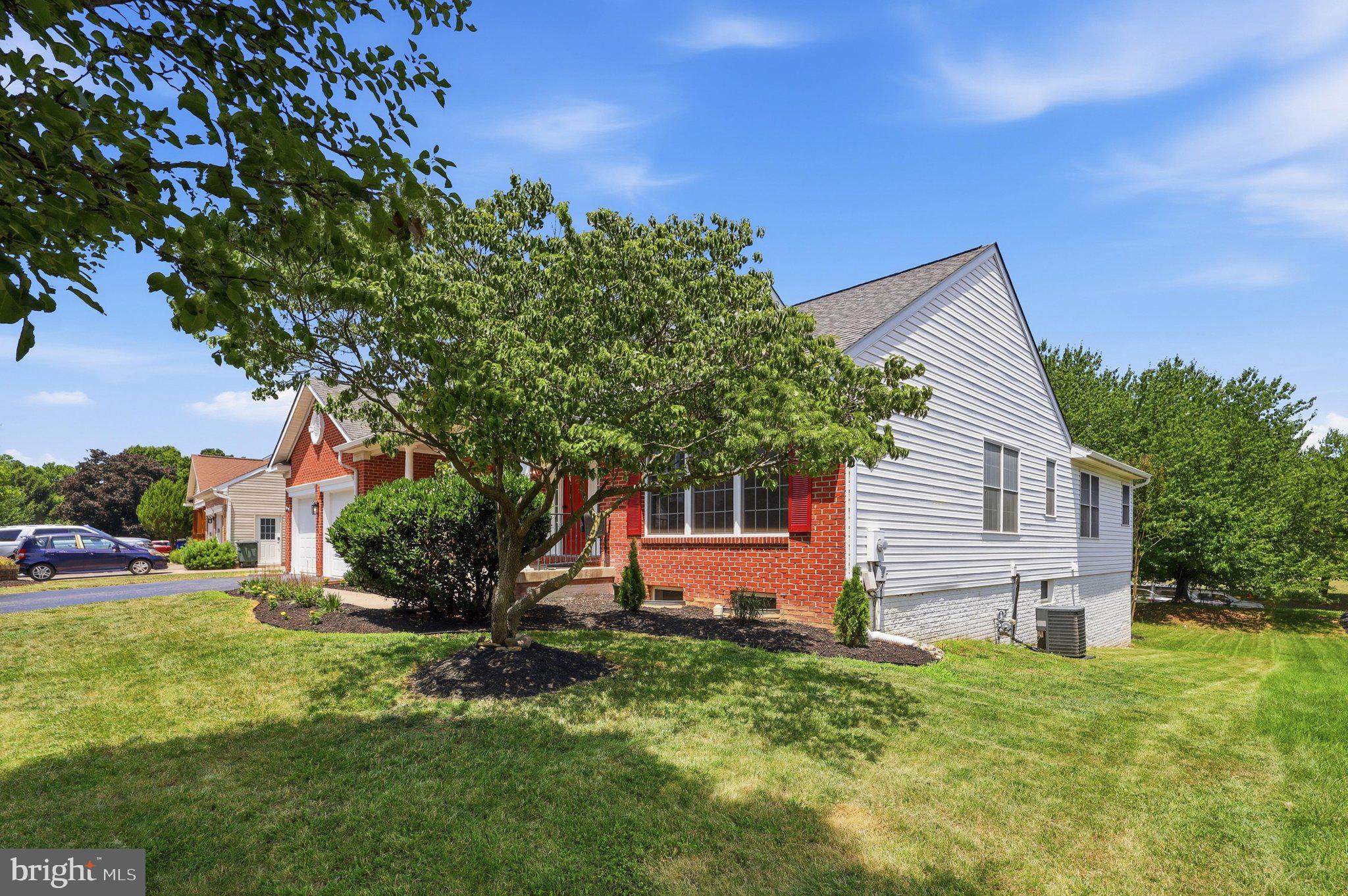 NORTH CROSSING - Residential