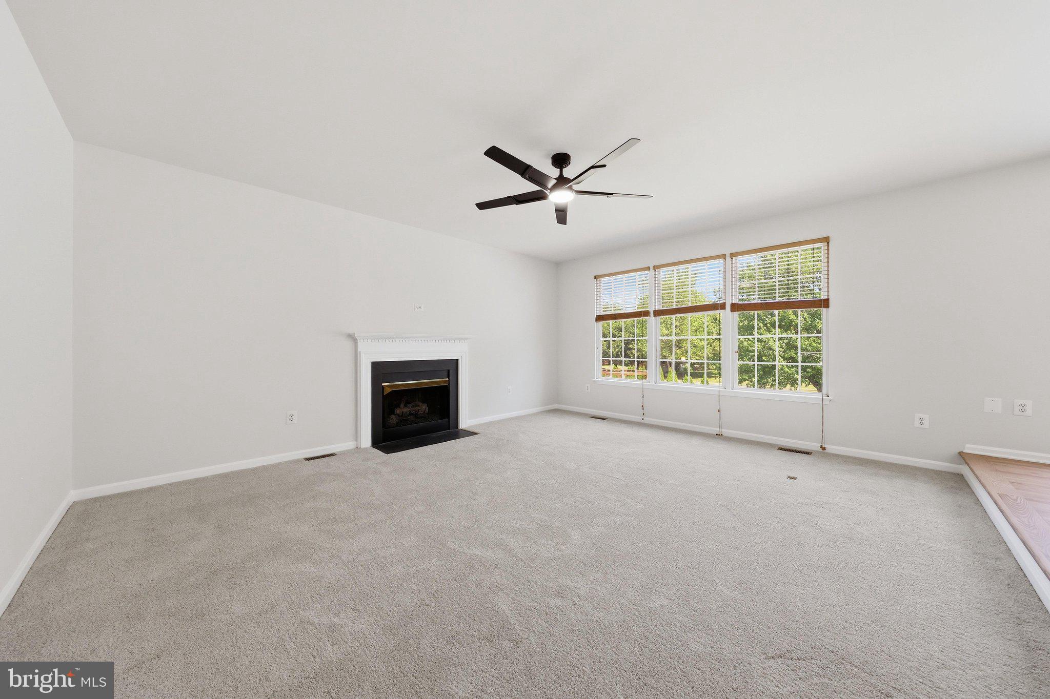 NORTH CROSSING - Residential