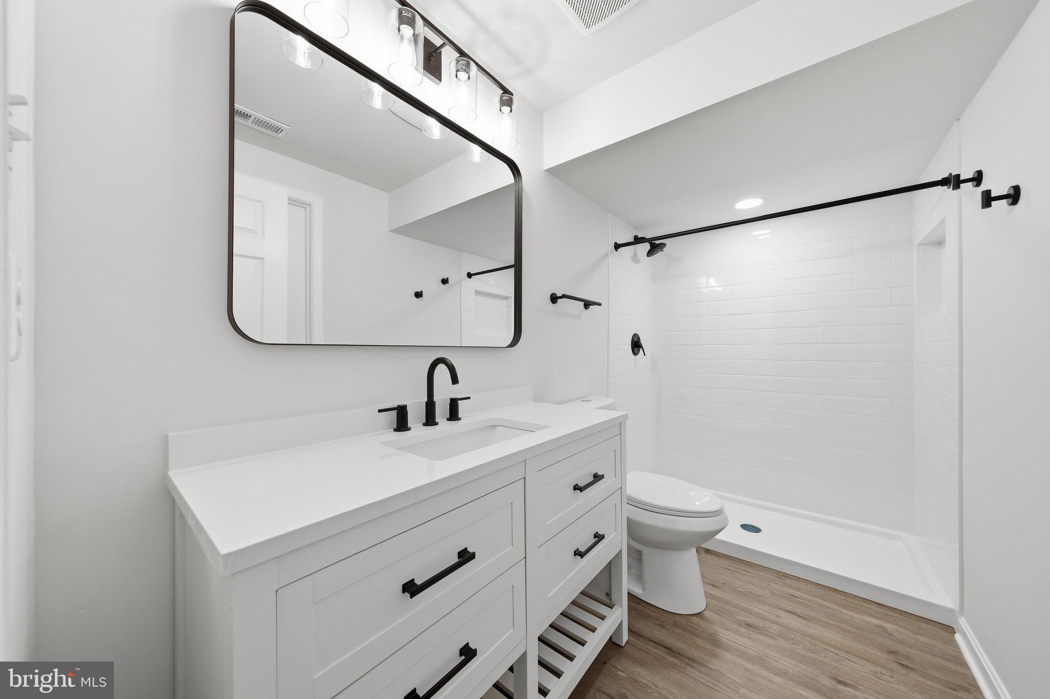 NORTH CROSSING - Residential