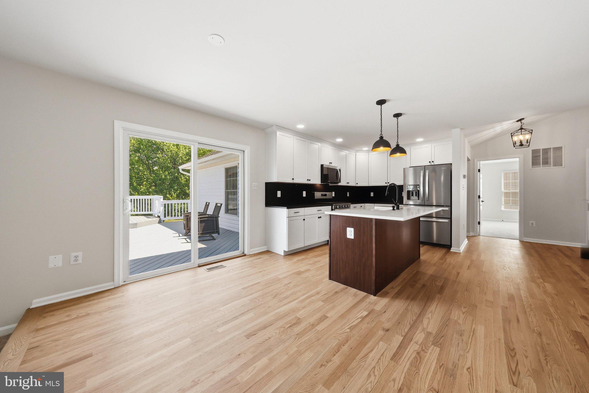 NORTH CROSSING - Residential
