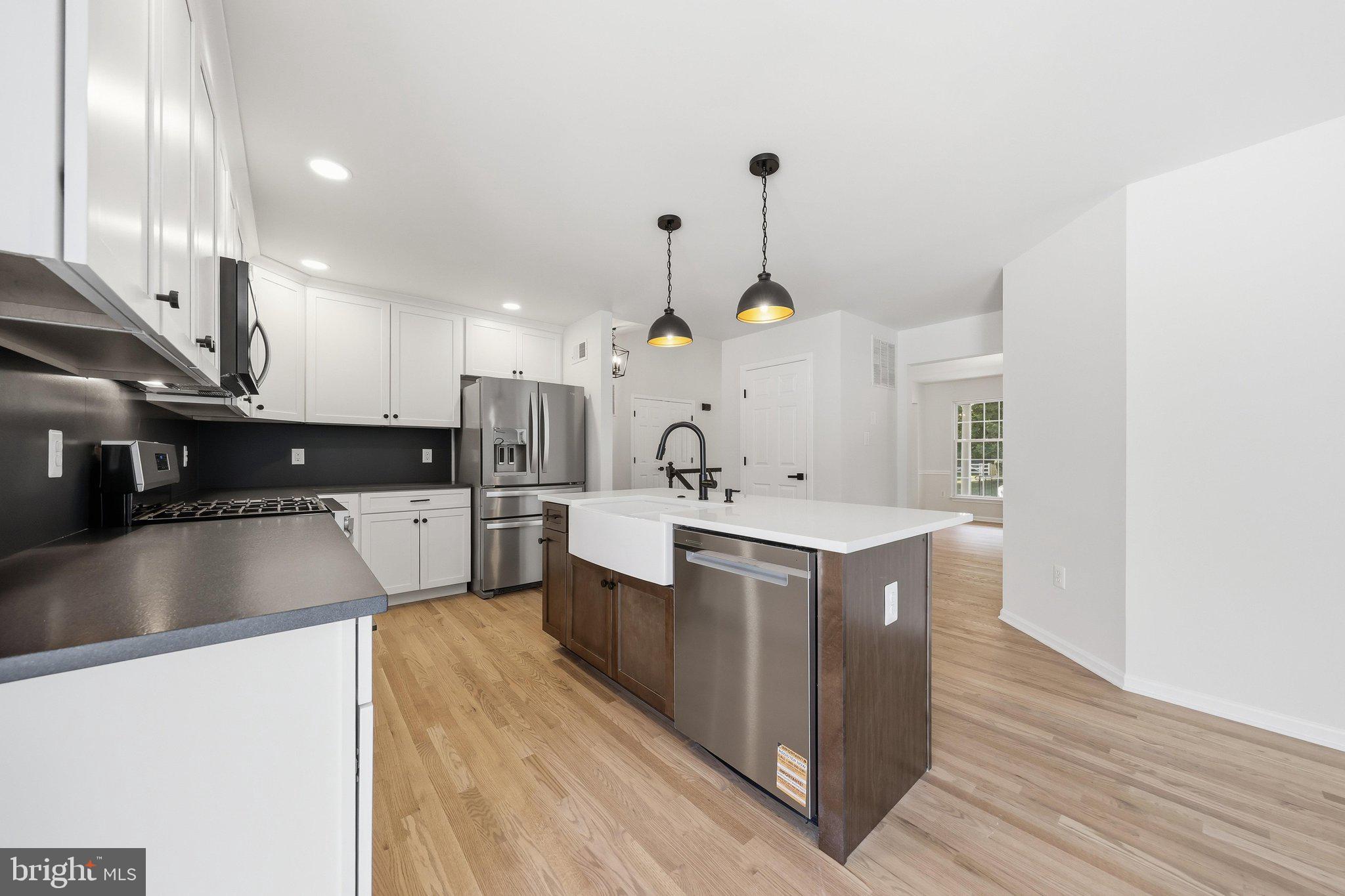 NORTH CROSSING - Residential