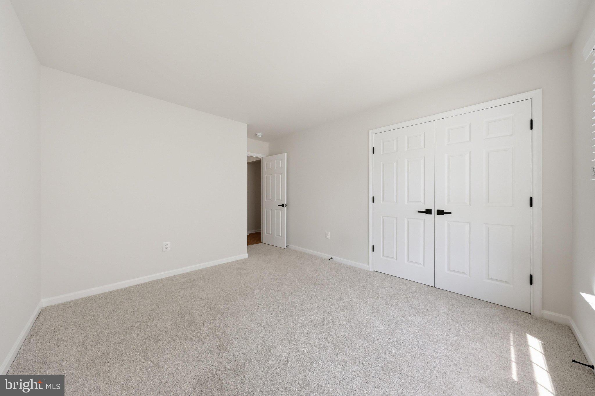 NORTH CROSSING - Residential