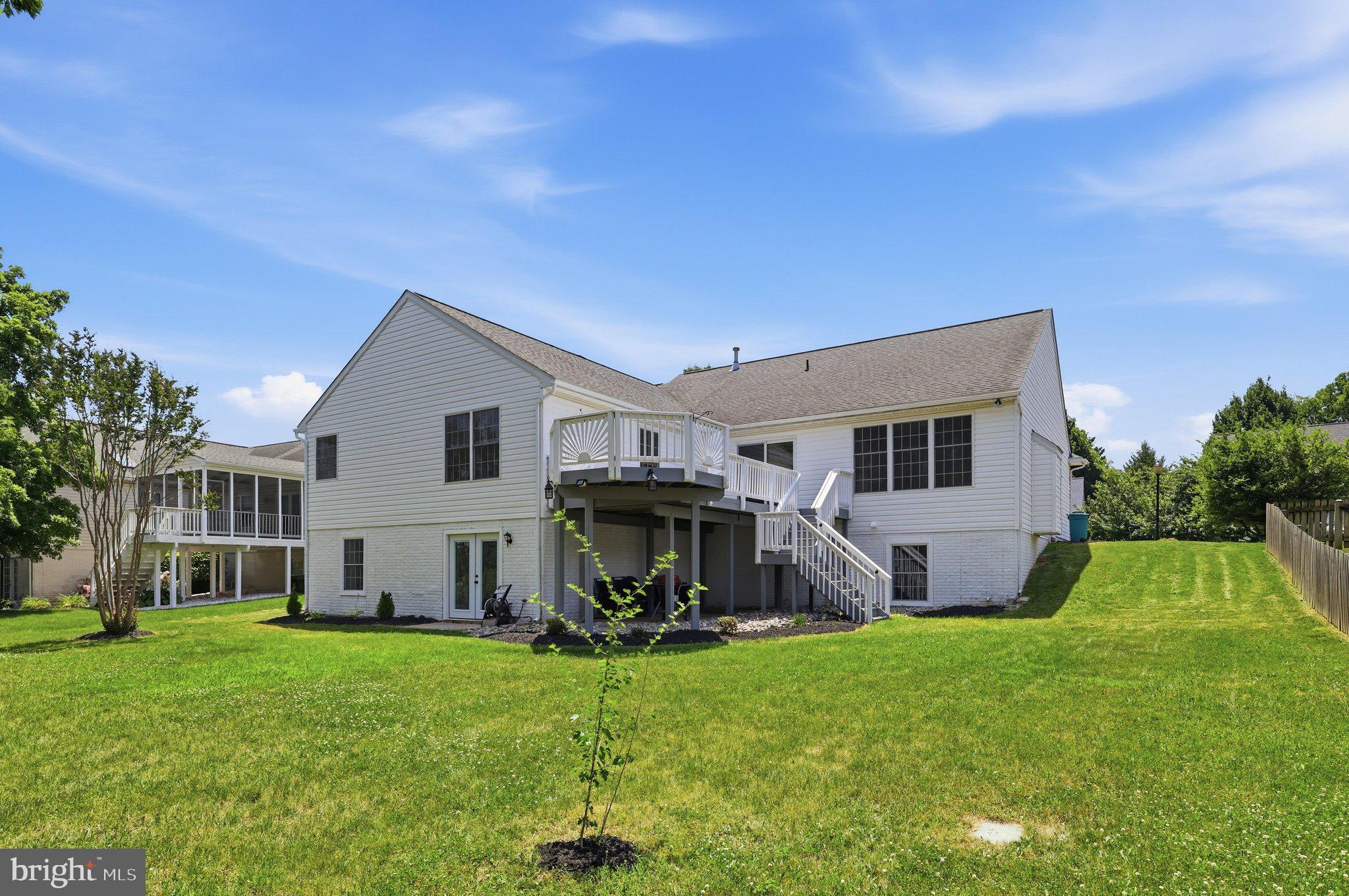 NORTH CROSSING - Residential