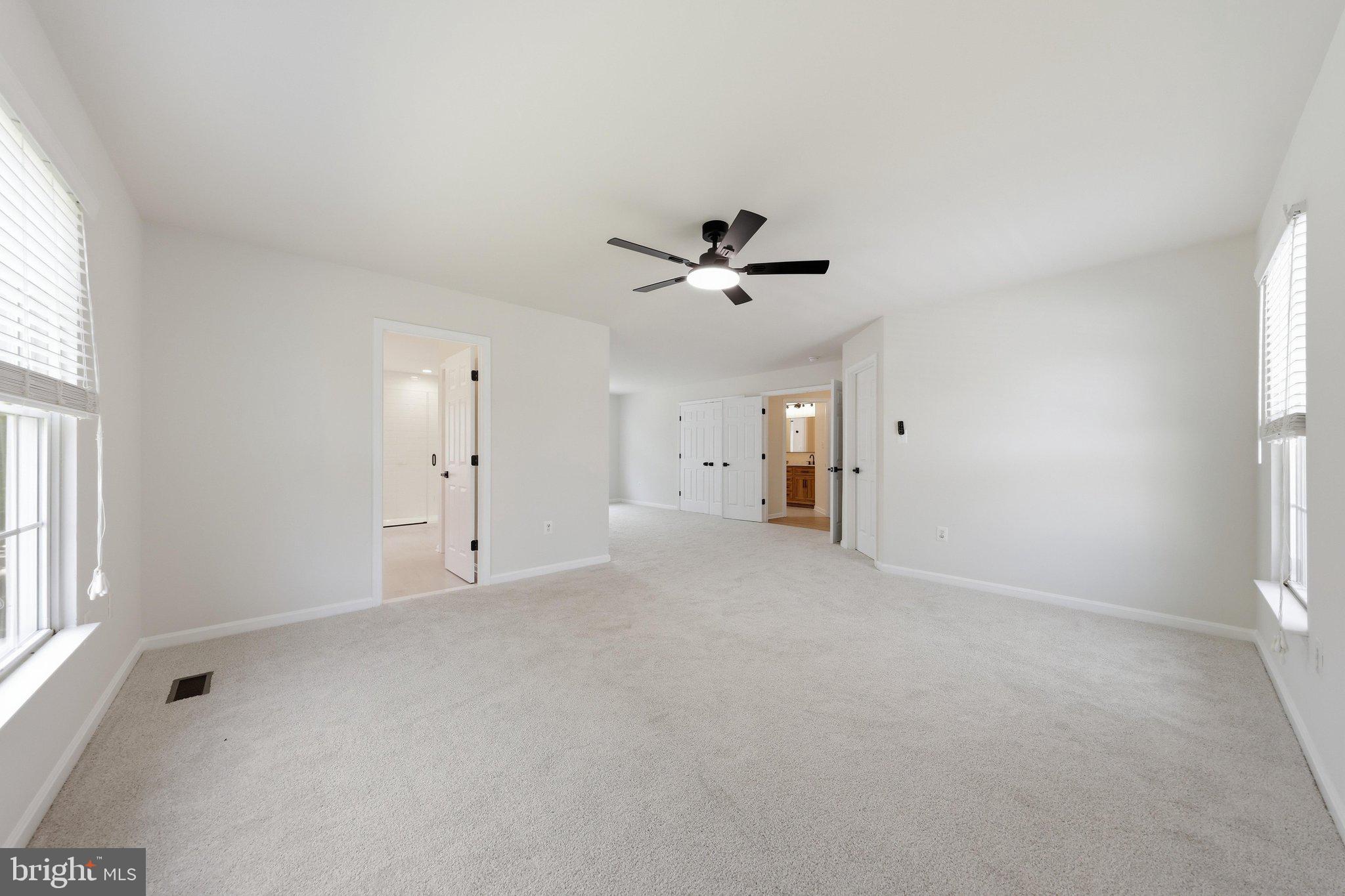 NORTH CROSSING - Residential