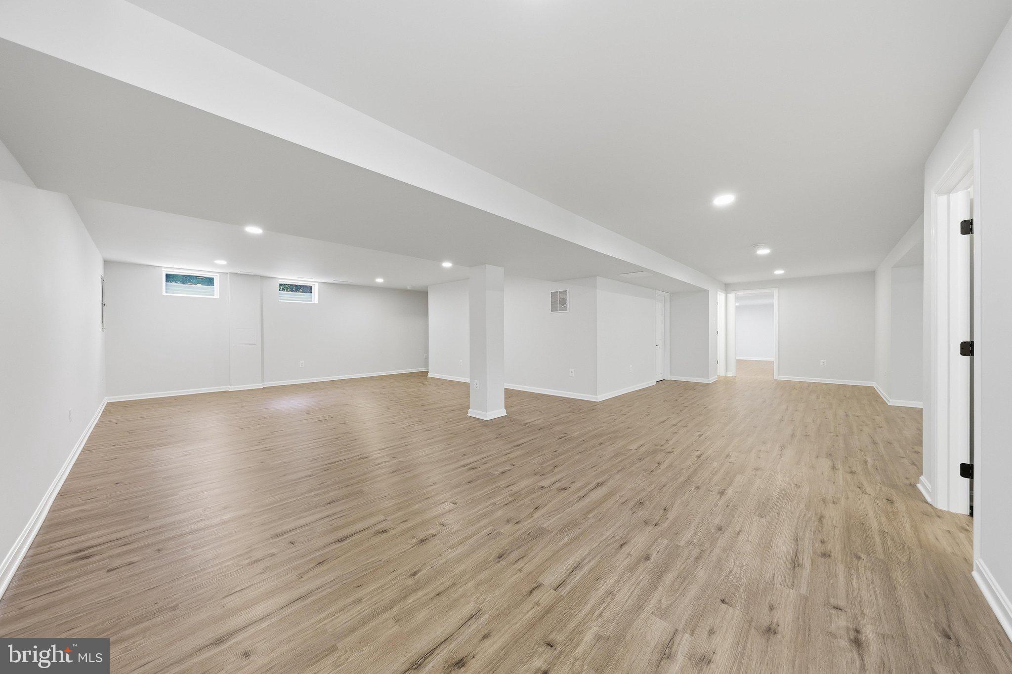NORTH CROSSING - Residential