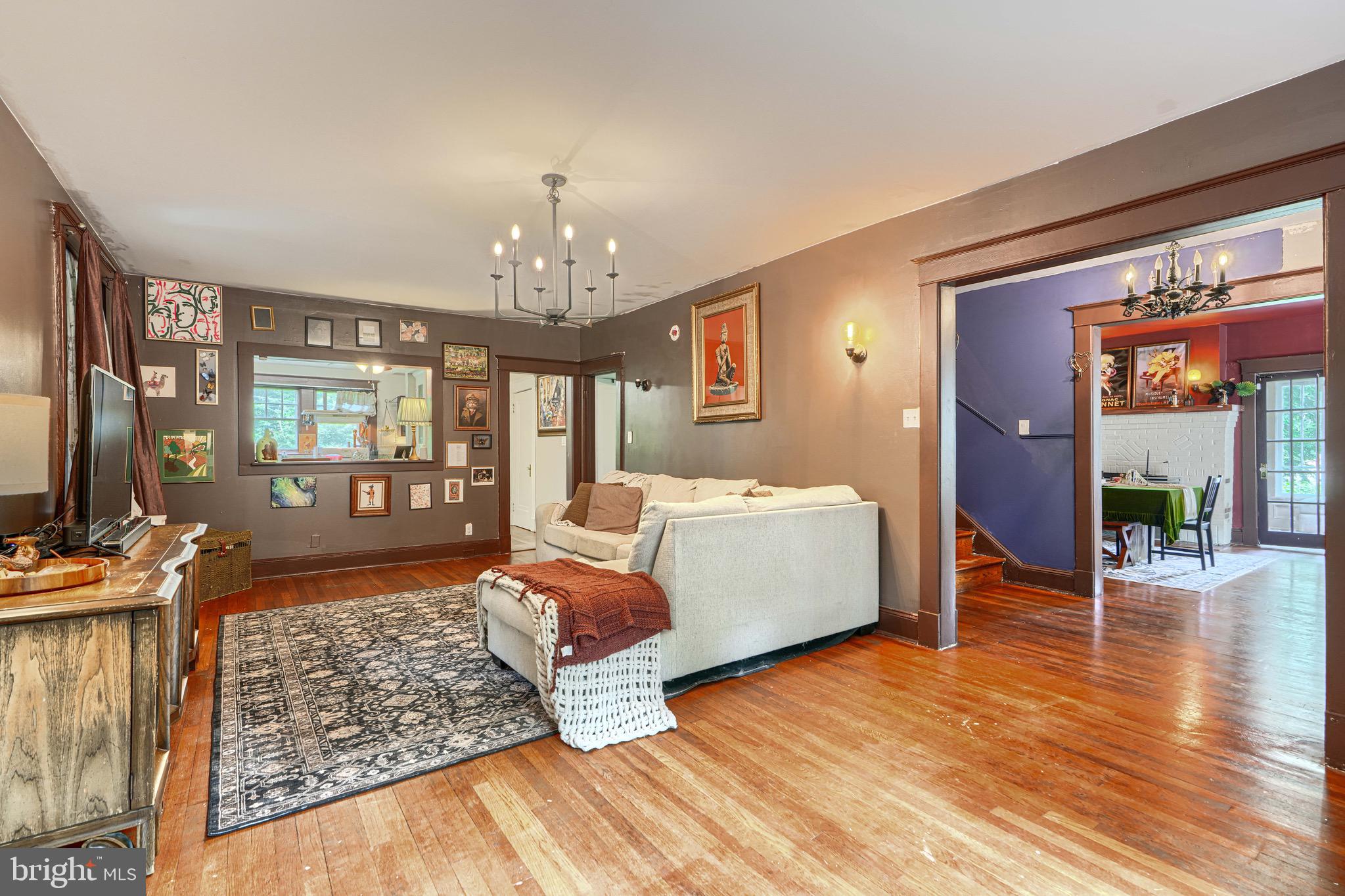 YALE HEIGHTS - Residential
