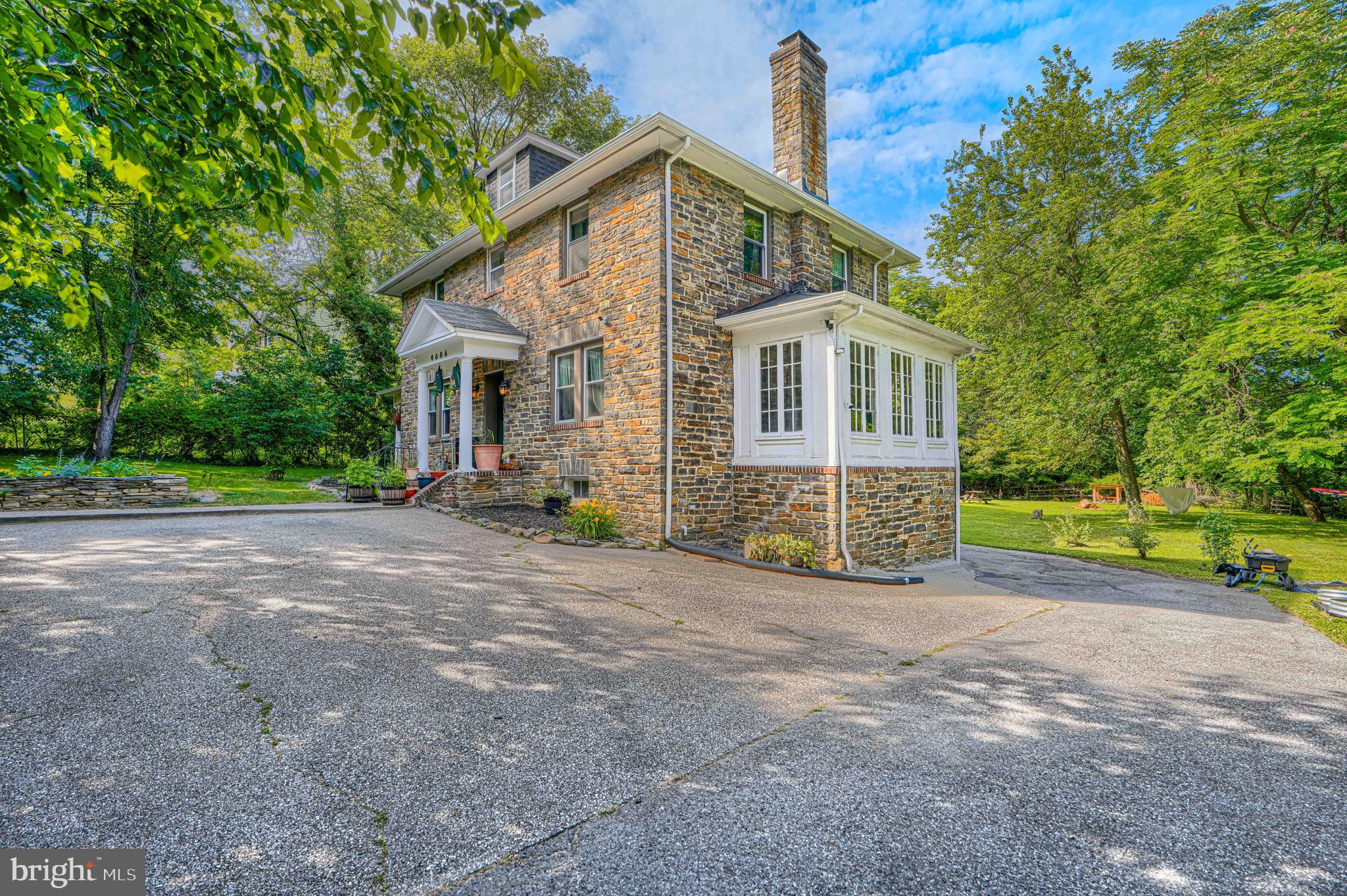 YALE HEIGHTS - Residential