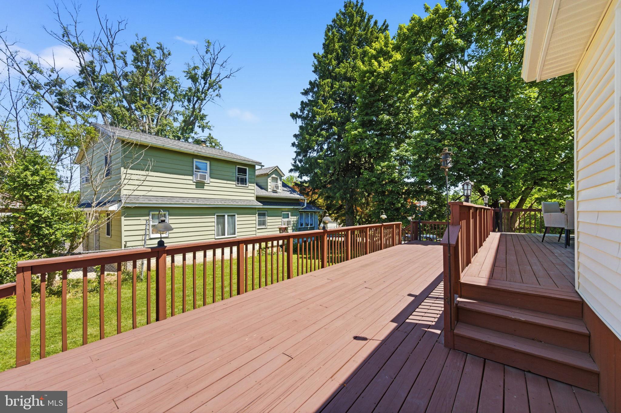 NESHAMINY FALLS - Residential