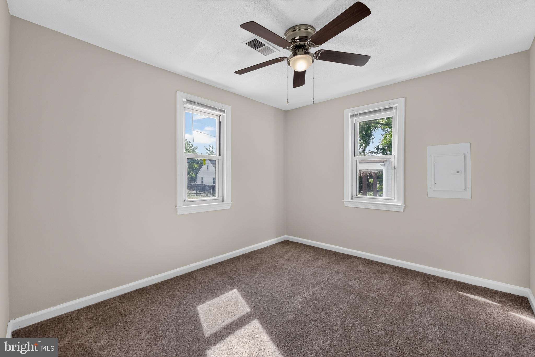 DILLON PARK - Residential