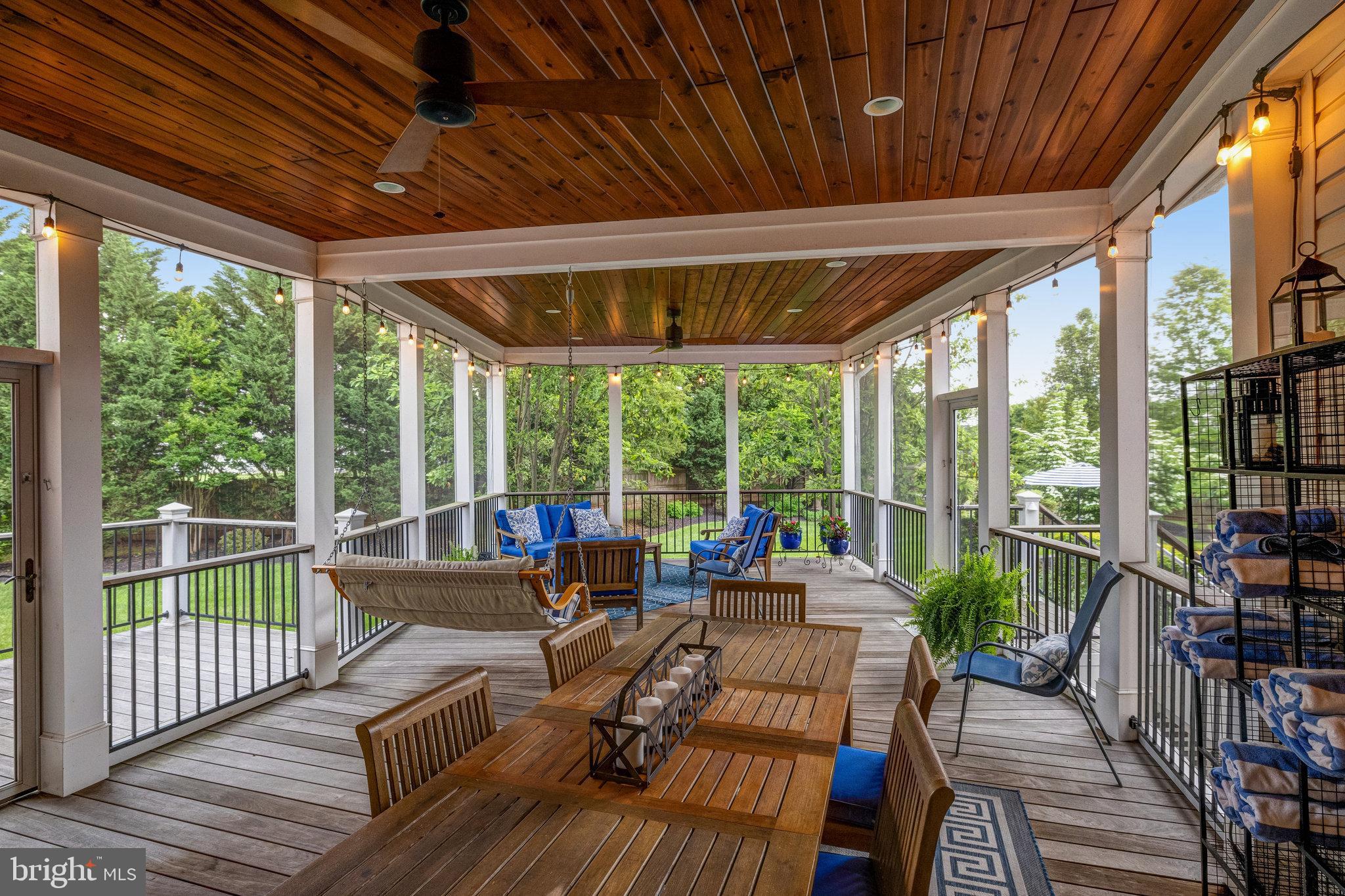 LOUDOUN VALLEY ESTATES - Residential