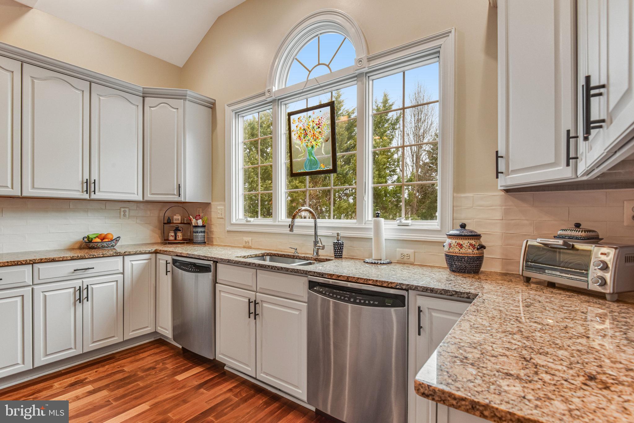 LOUDOUN VALLEY ESTATES - Residential