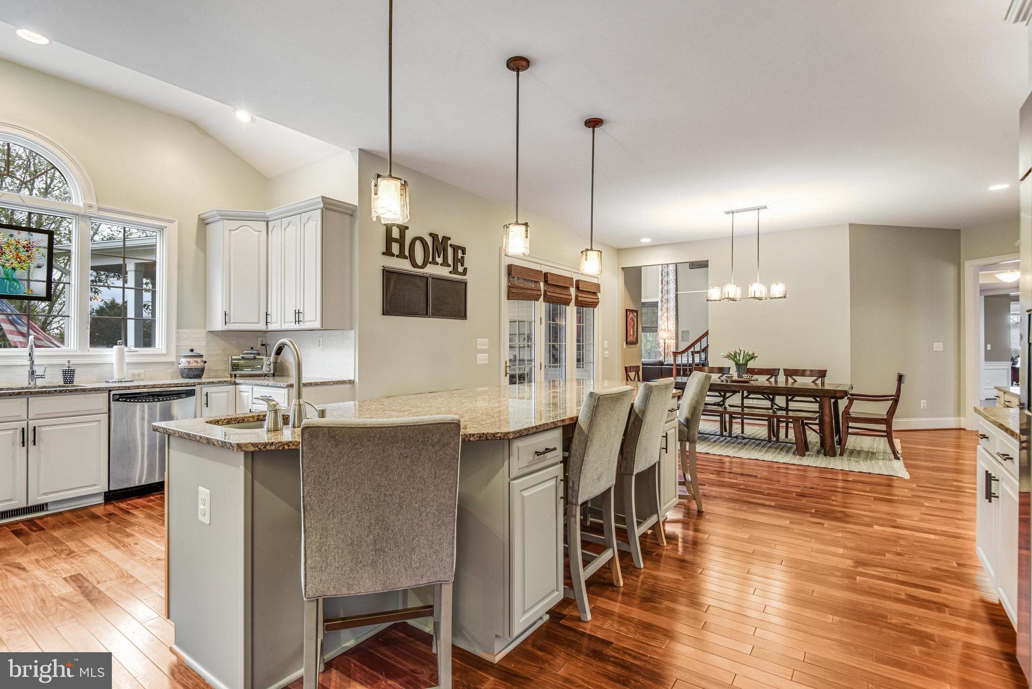 LOUDOUN VALLEY ESTATES - Residential