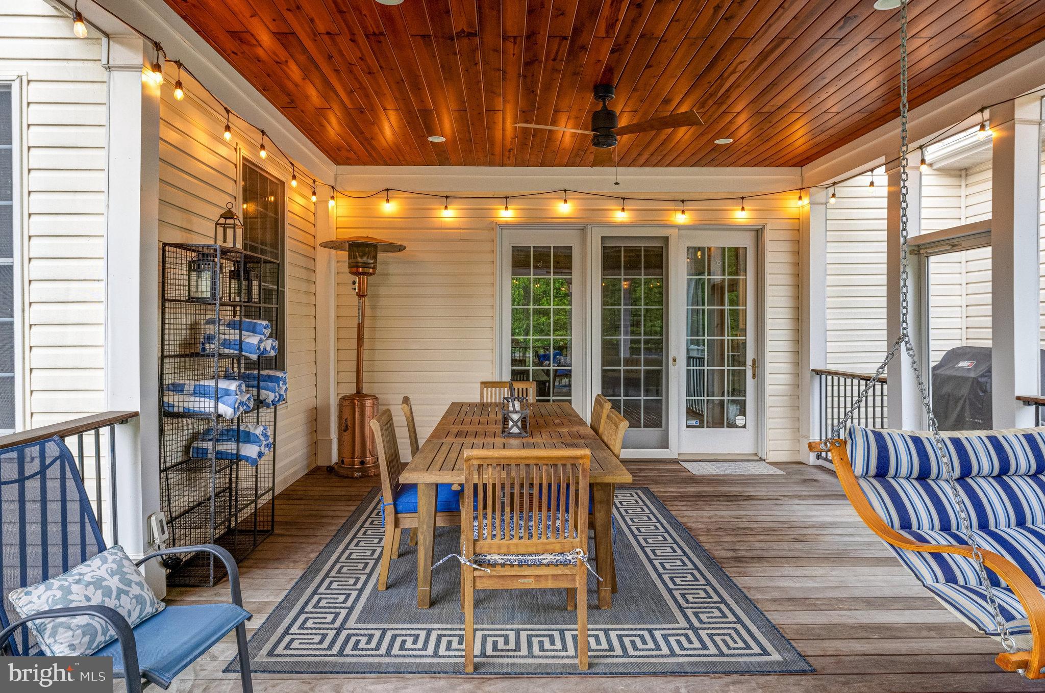LOUDOUN VALLEY ESTATES - Residential