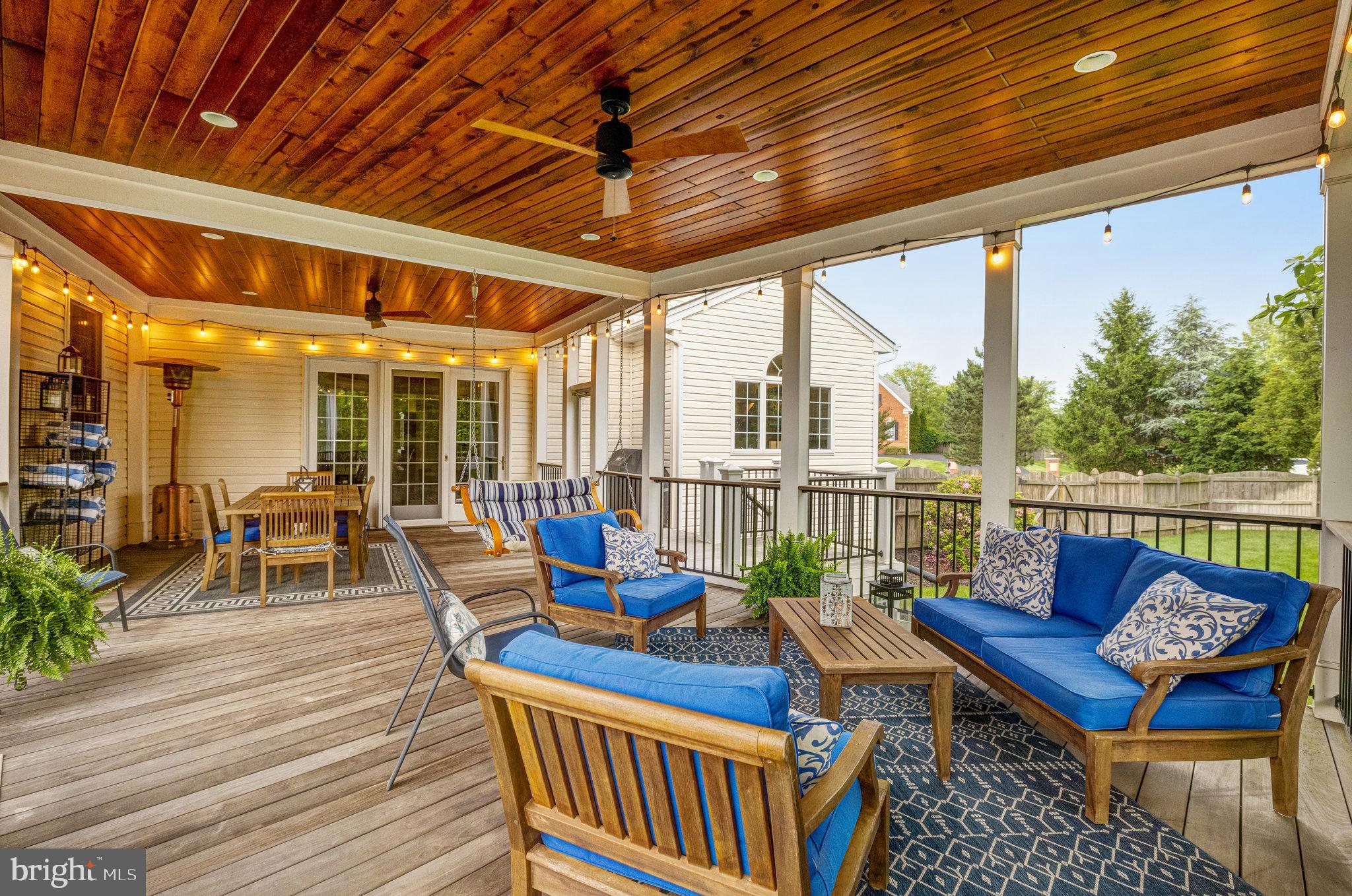 LOUDOUN VALLEY ESTATES - Residential