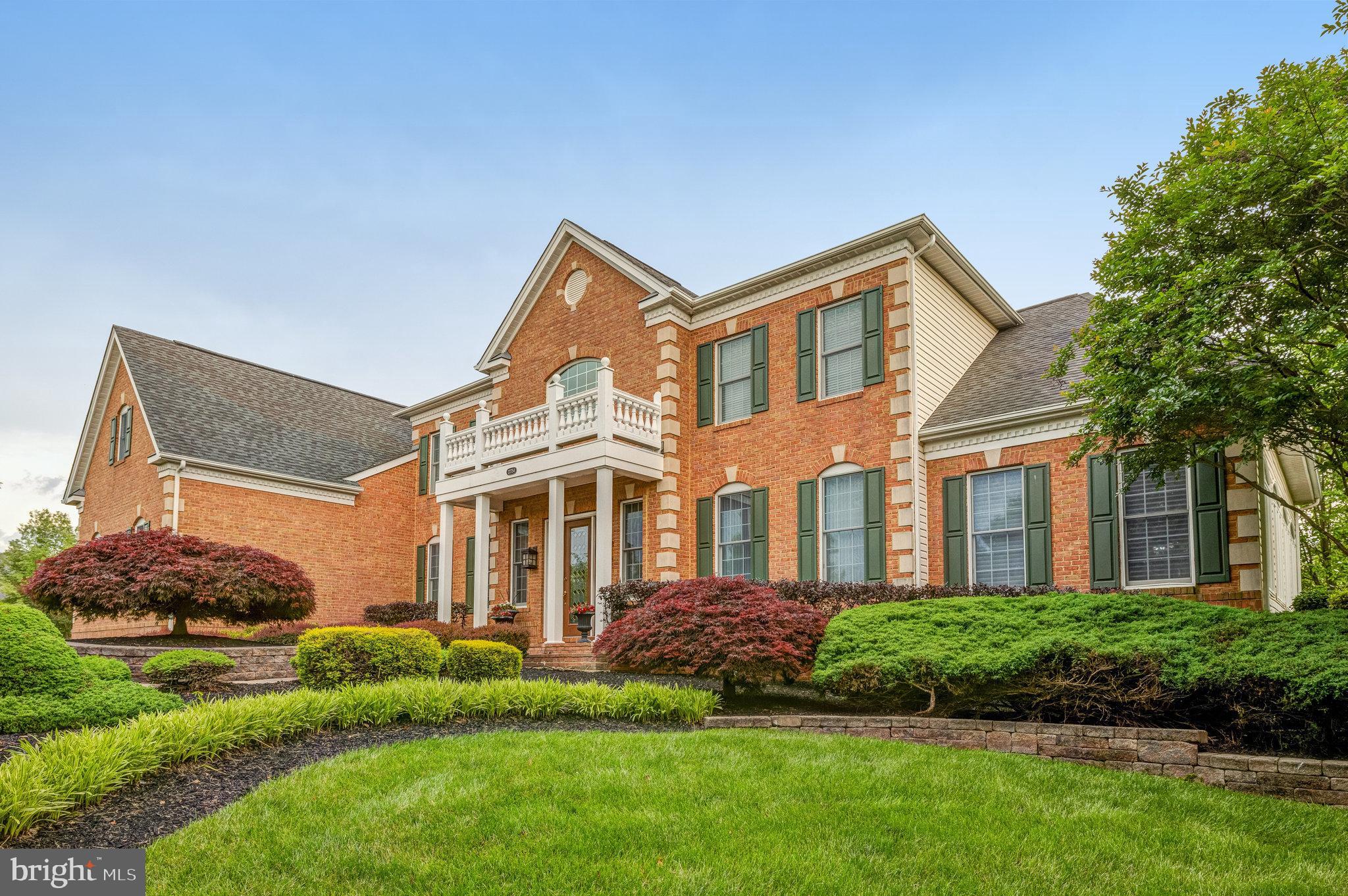 LOUDOUN VALLEY ESTATES - Residential