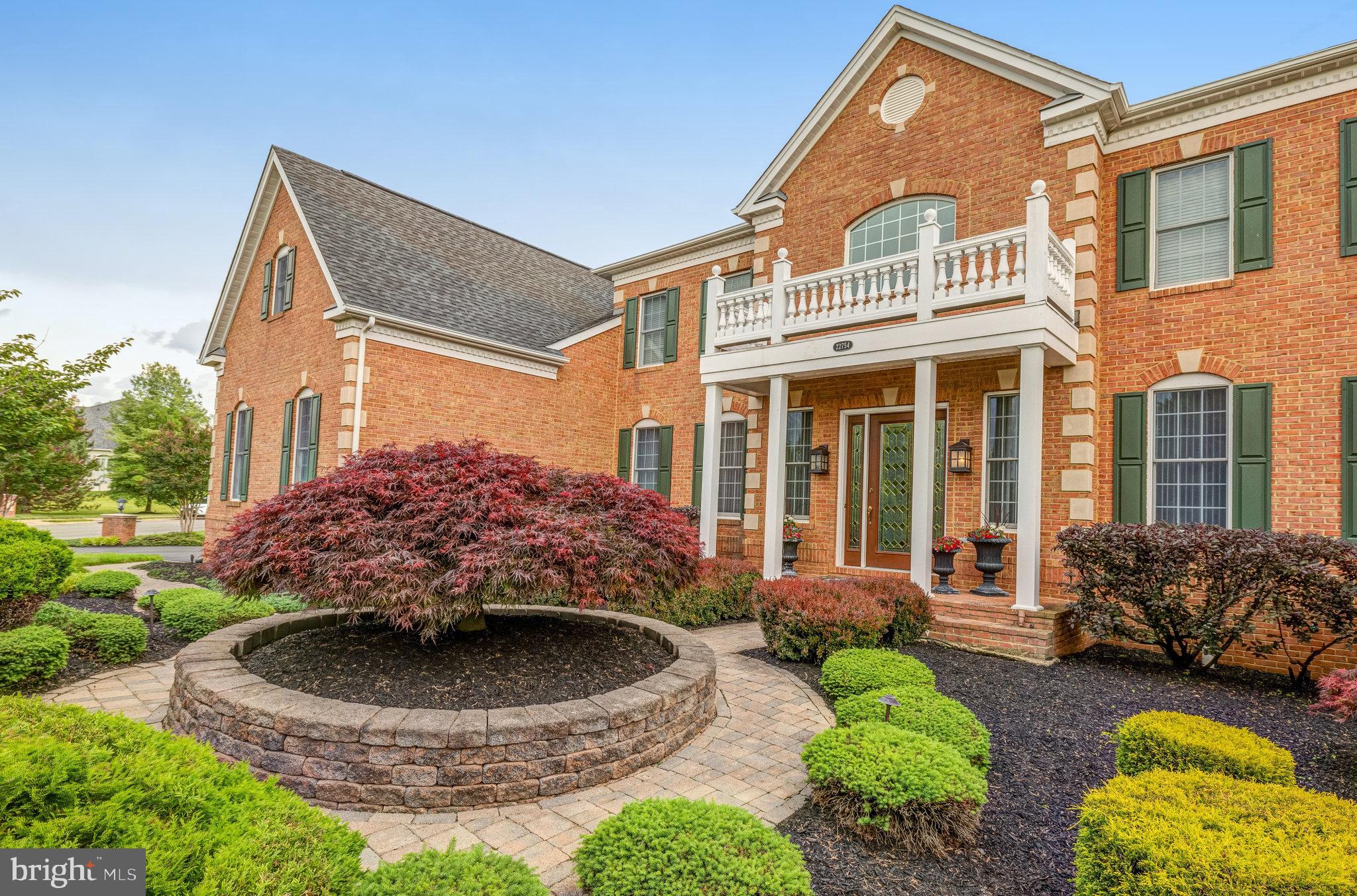 LOUDOUN VALLEY ESTATES - Residential