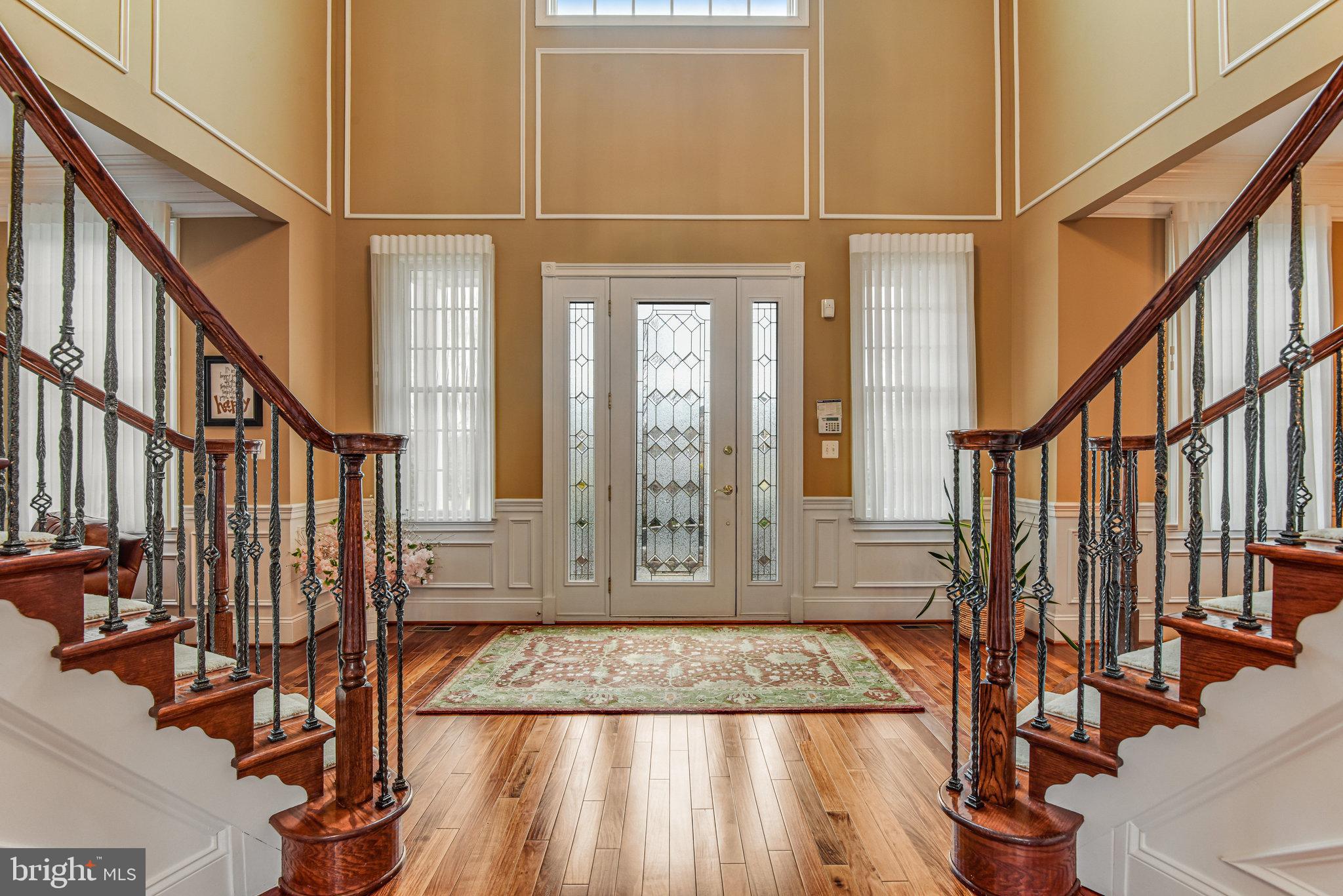 LOUDOUN VALLEY ESTATES - Residential