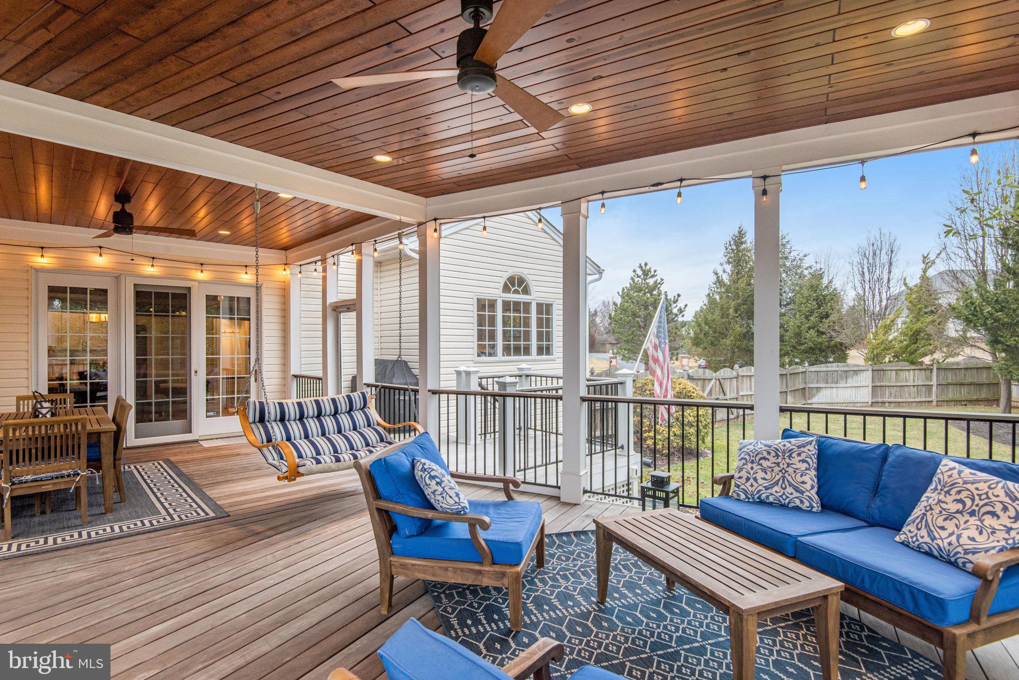 LOUDOUN VALLEY ESTATES - Residential
