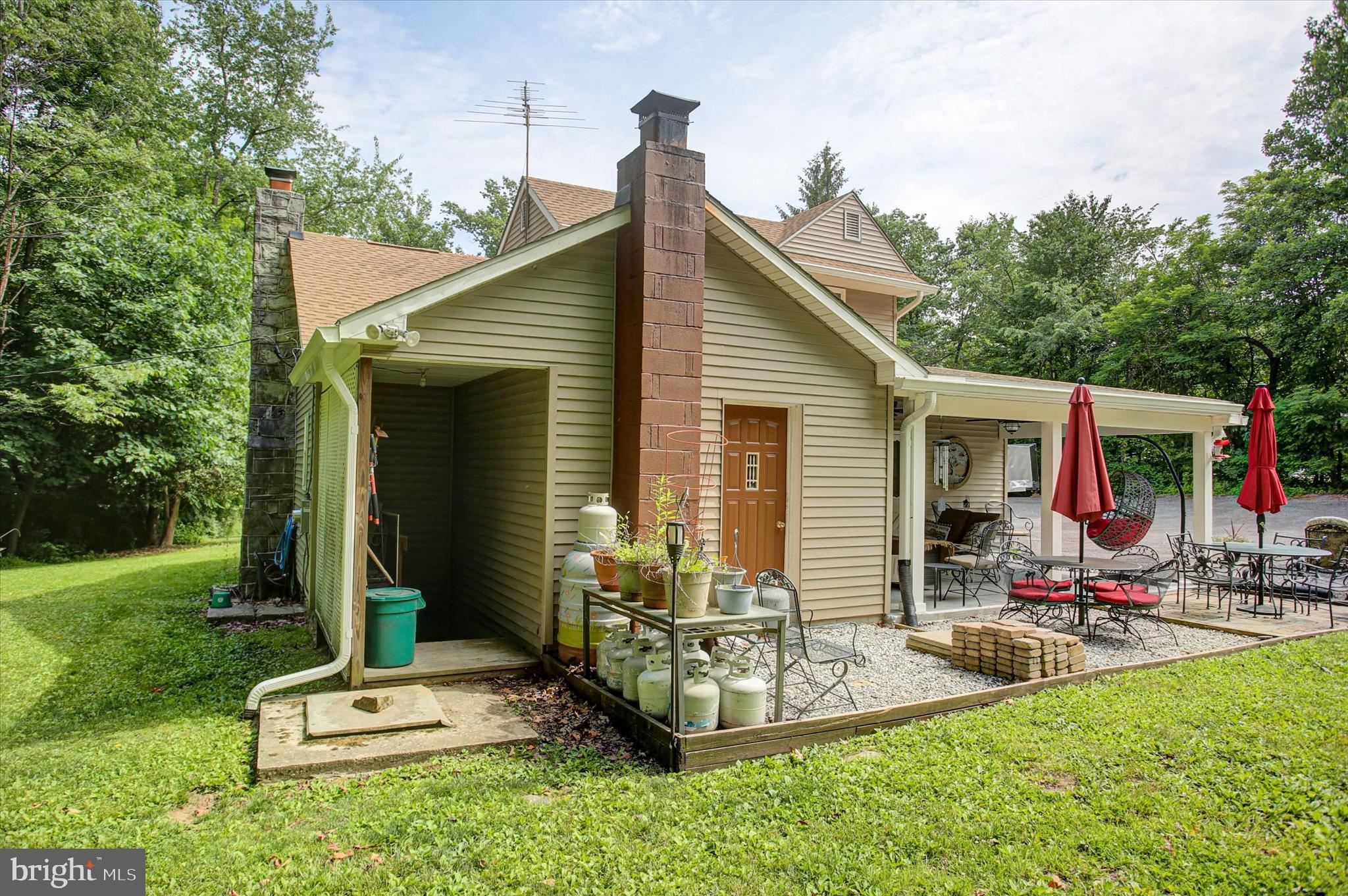 NONE, RURAL - Residential