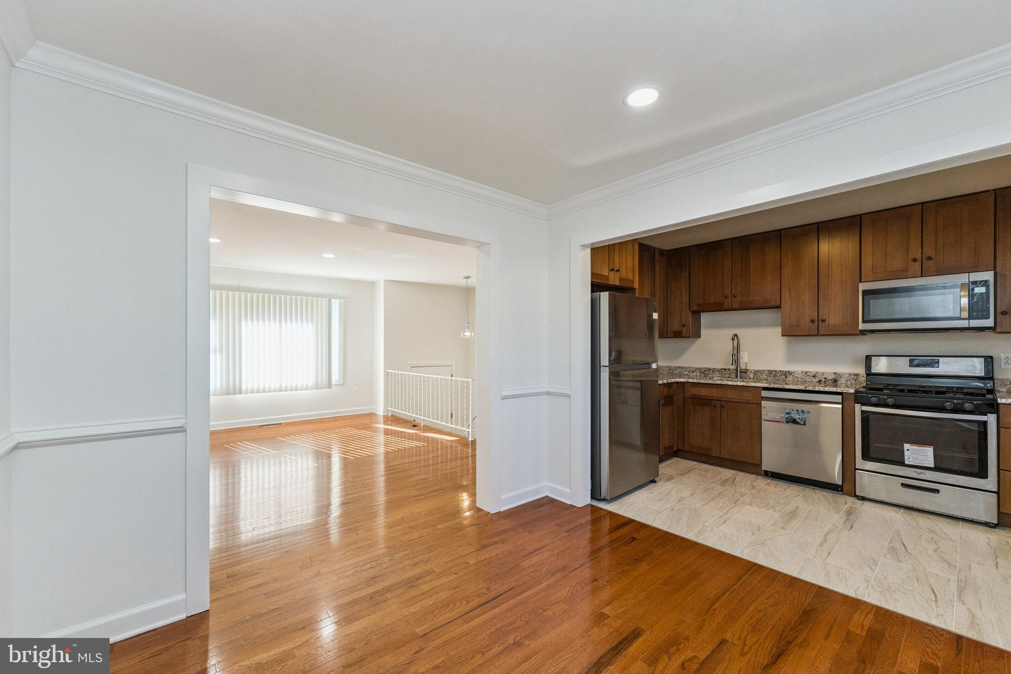 GLENARDEN WOODS - Residential