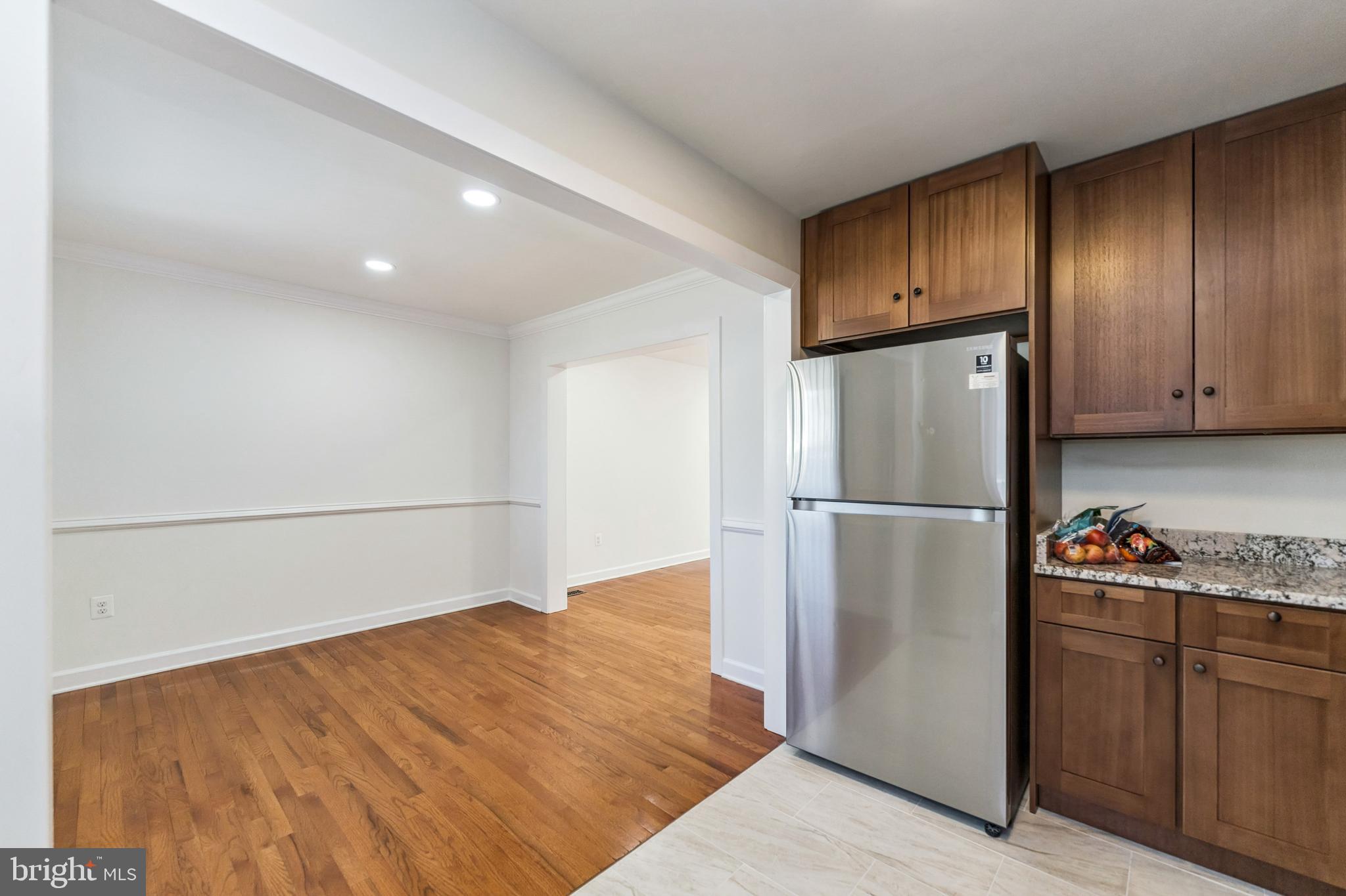 GLENARDEN WOODS - Residential
