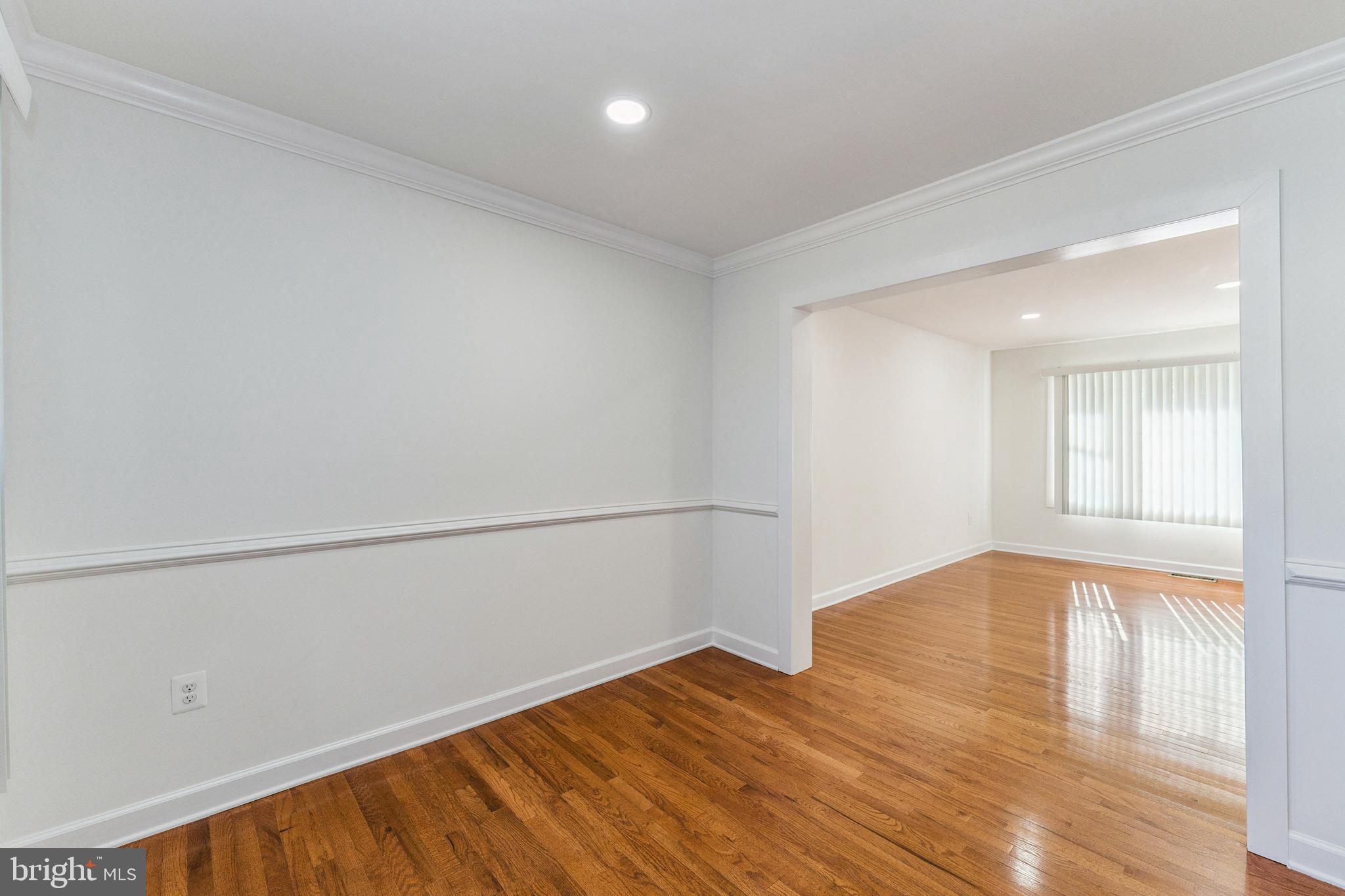 GLENARDEN WOODS - Residential