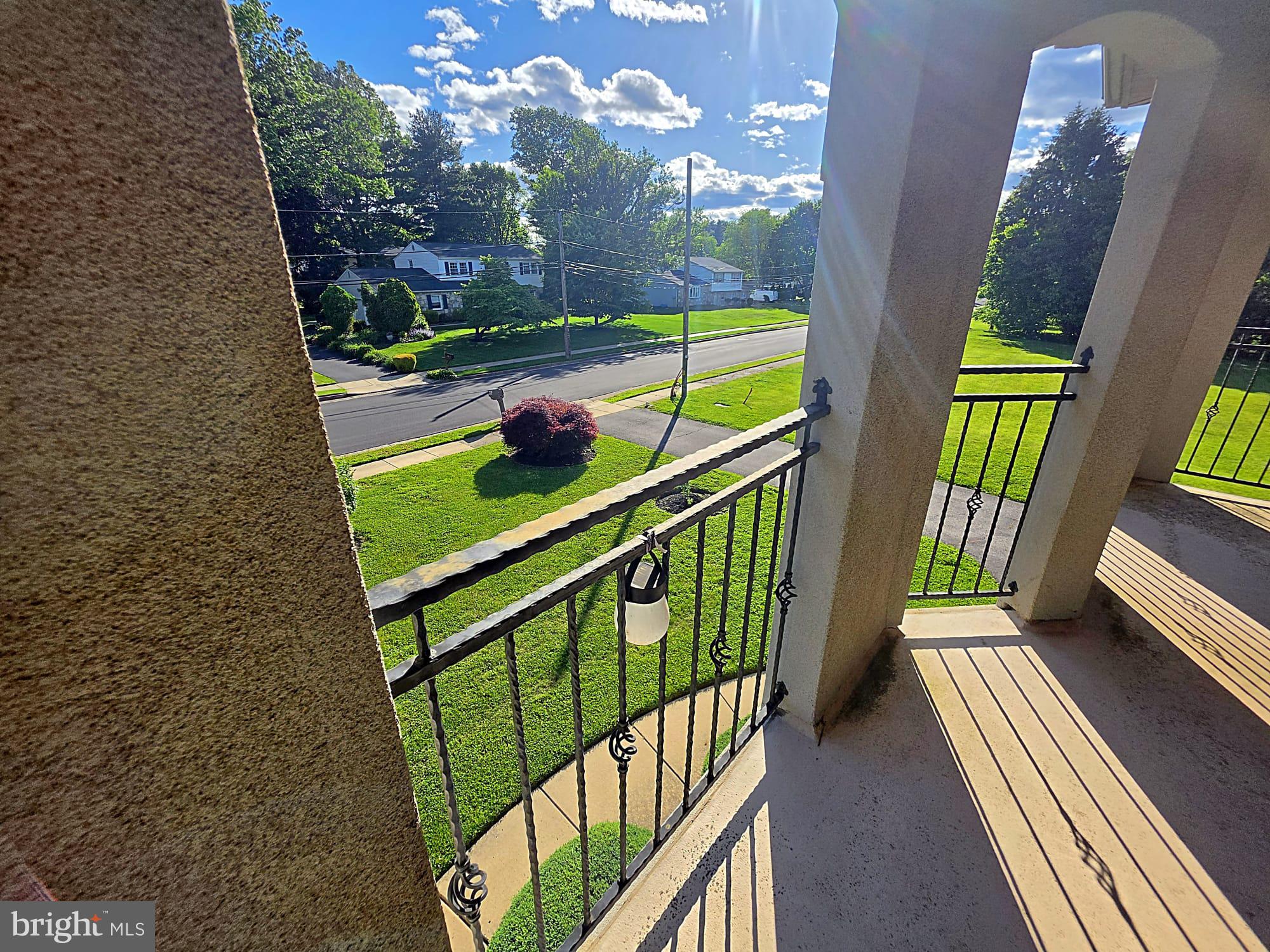 HUNTINGDON VALLEY - Residential