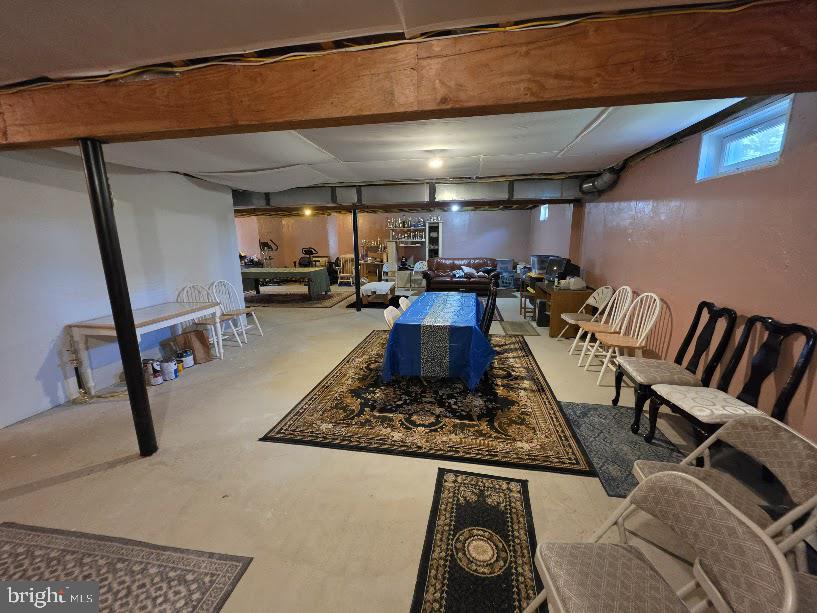 HUNTINGDON VALLEY - Residential