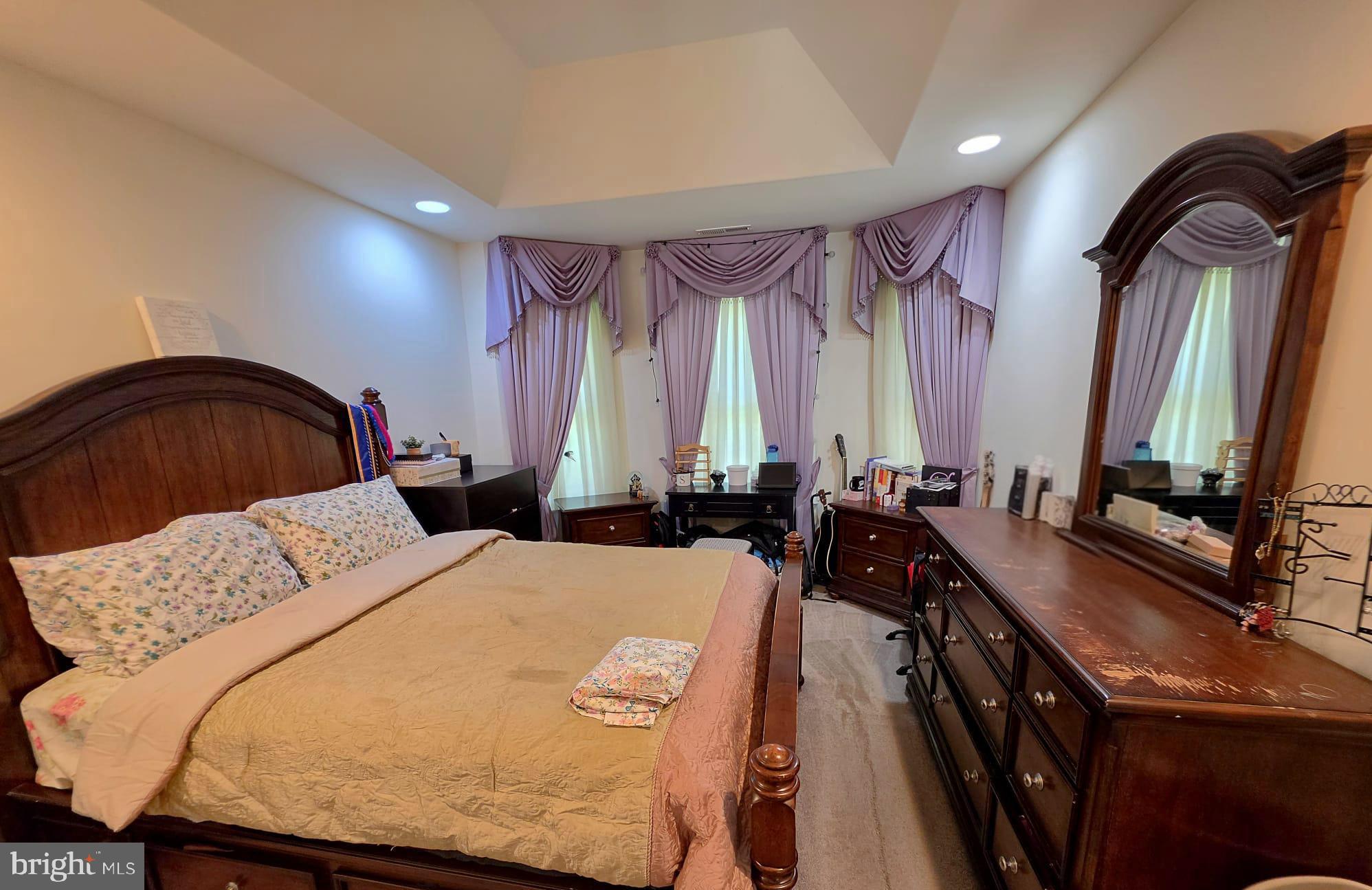 HUNTINGDON VALLEY - Residential