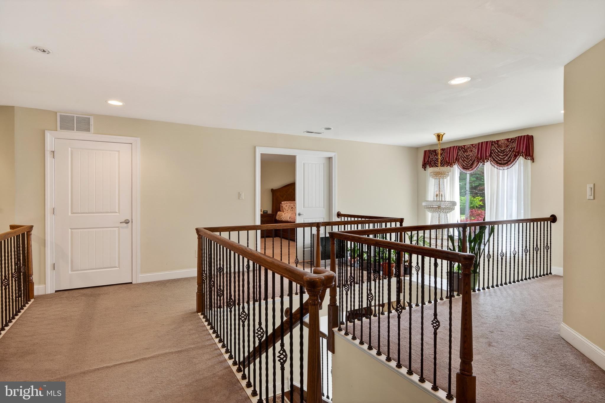 HUNTINGDON VALLEY - Residential