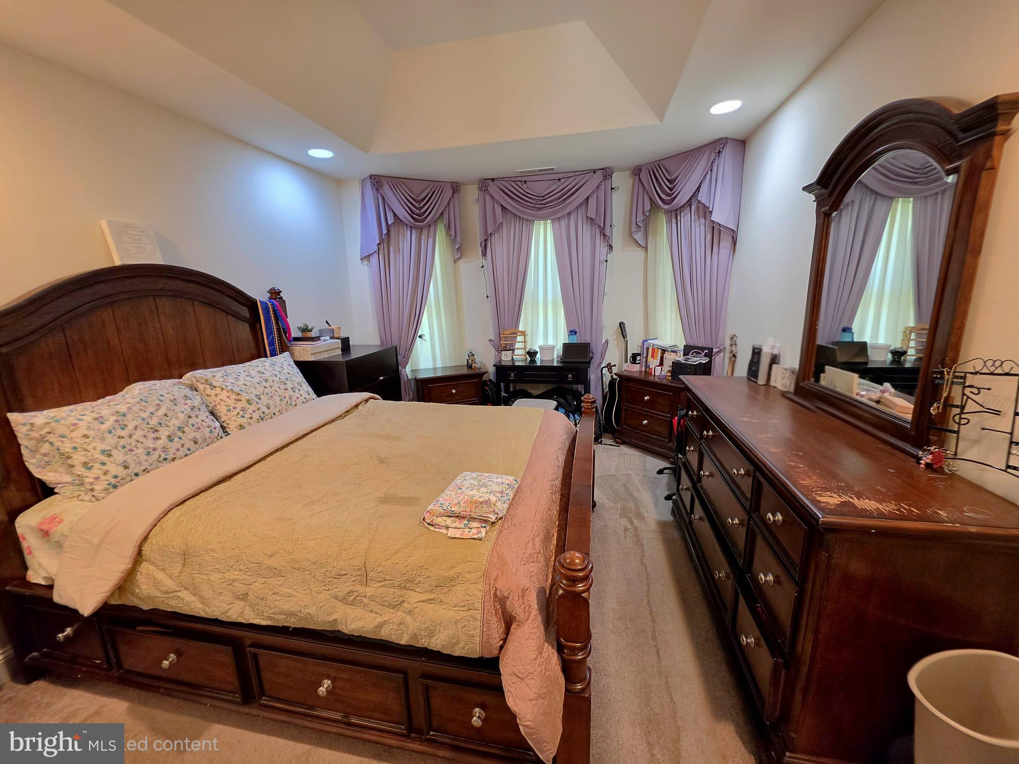 HUNTINGDON VALLEY - Residential