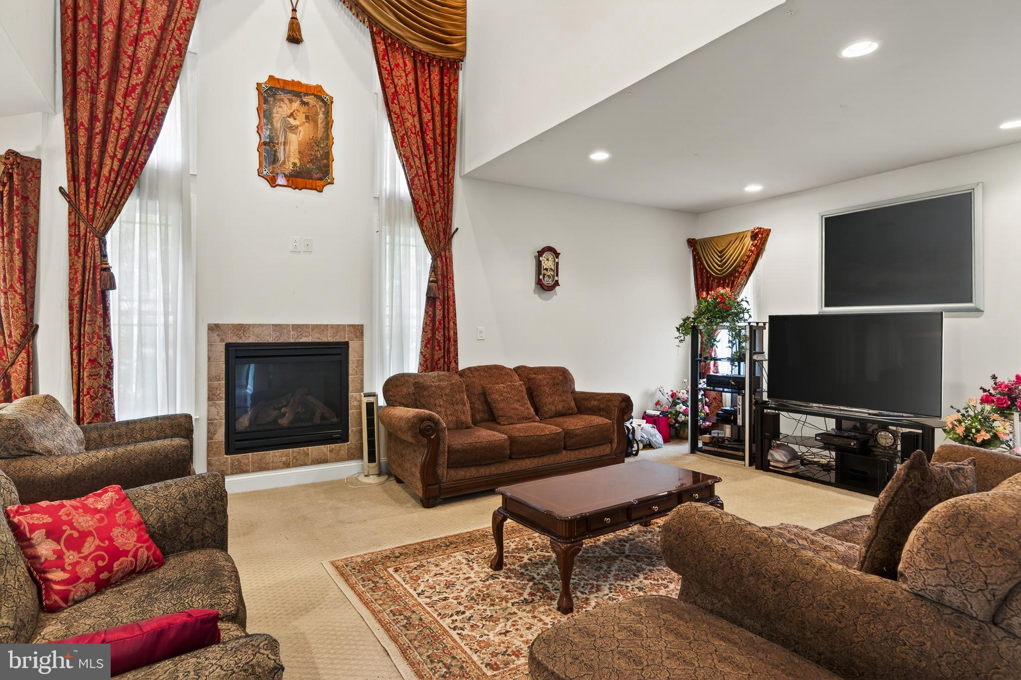 HUNTINGDON VALLEY - Residential