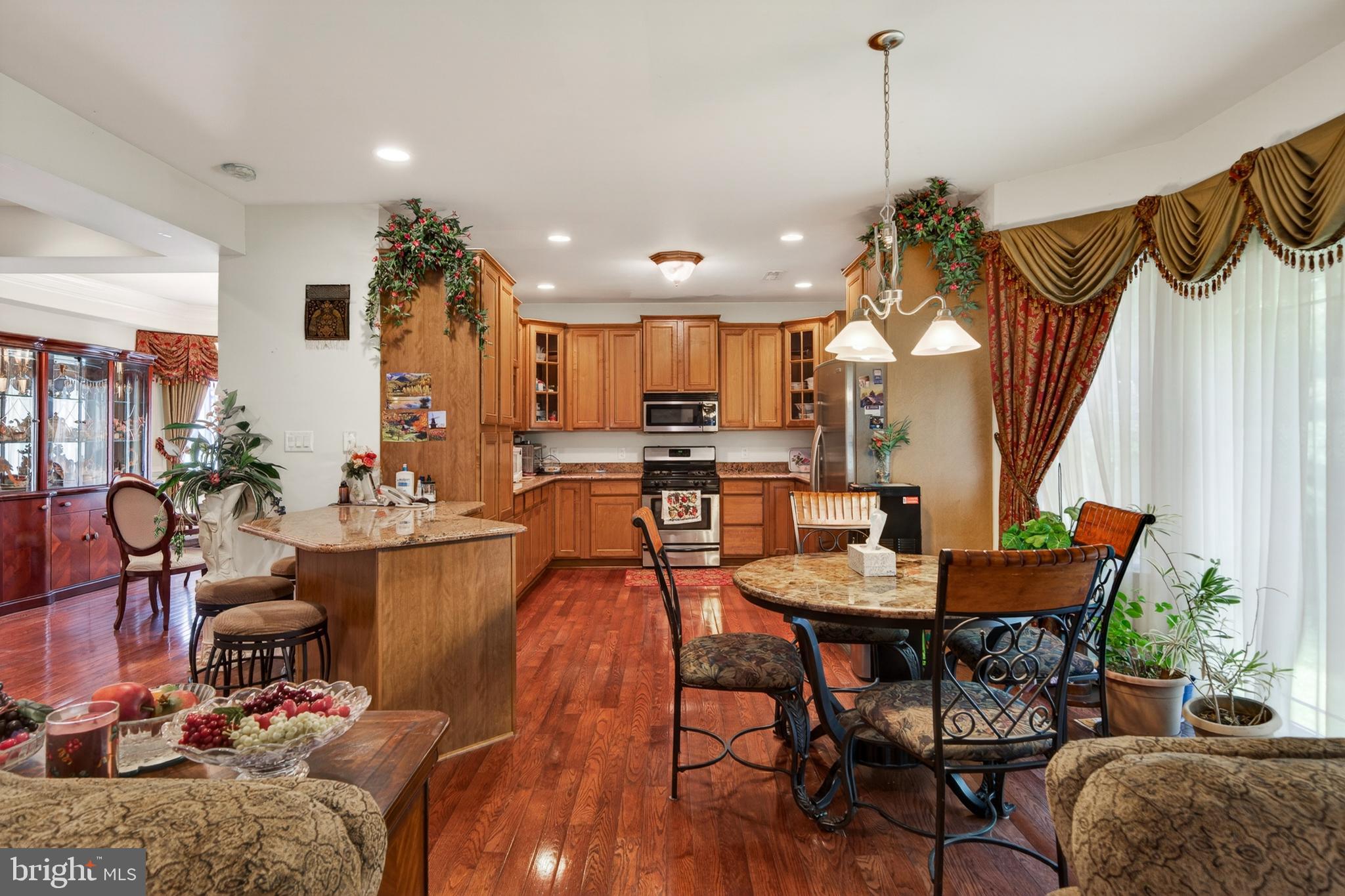 HUNTINGDON VALLEY - Residential