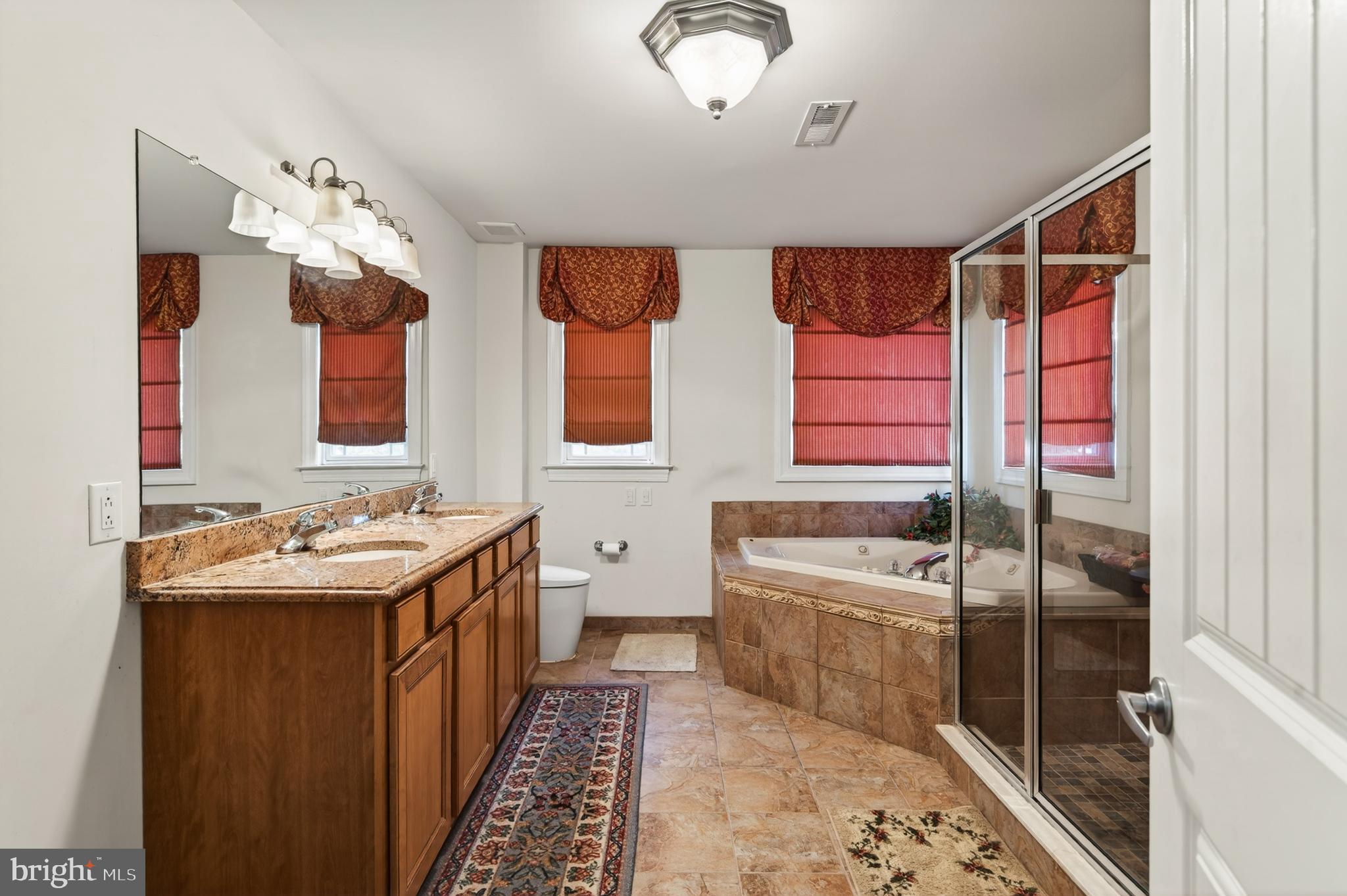HUNTINGDON VALLEY - Residential
