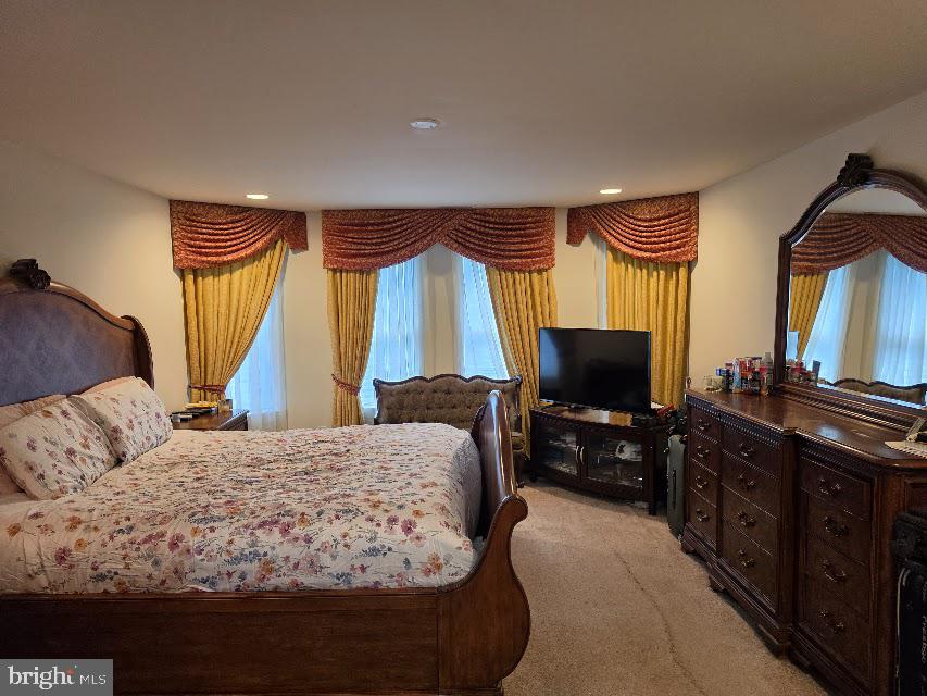 HUNTINGDON VALLEY - Residential